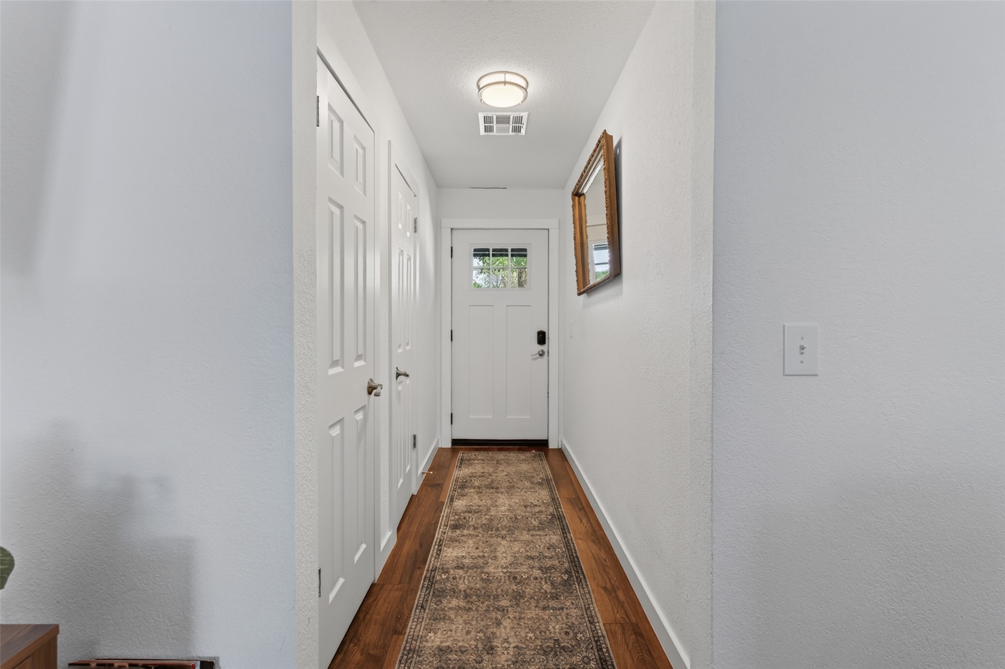 1616 S Pine Avenue Property Photo 7