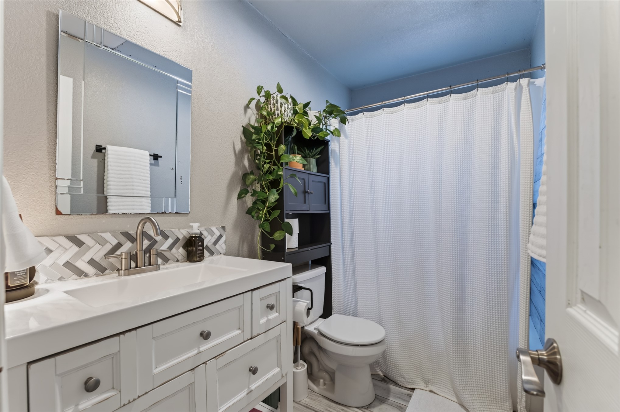 1616 S Pine Avenue Property Photo 27