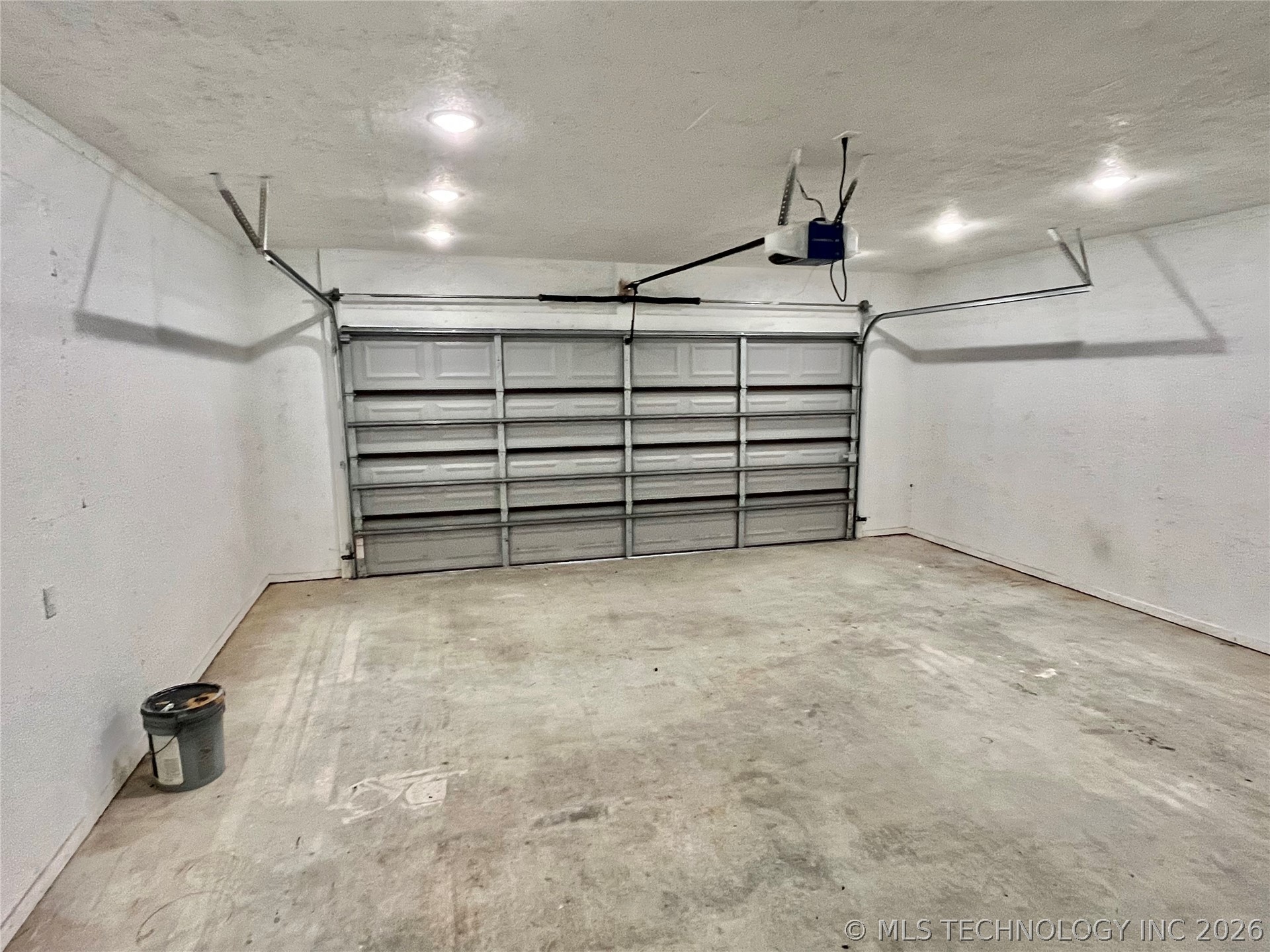 209 9 Avenue Property Photo 8