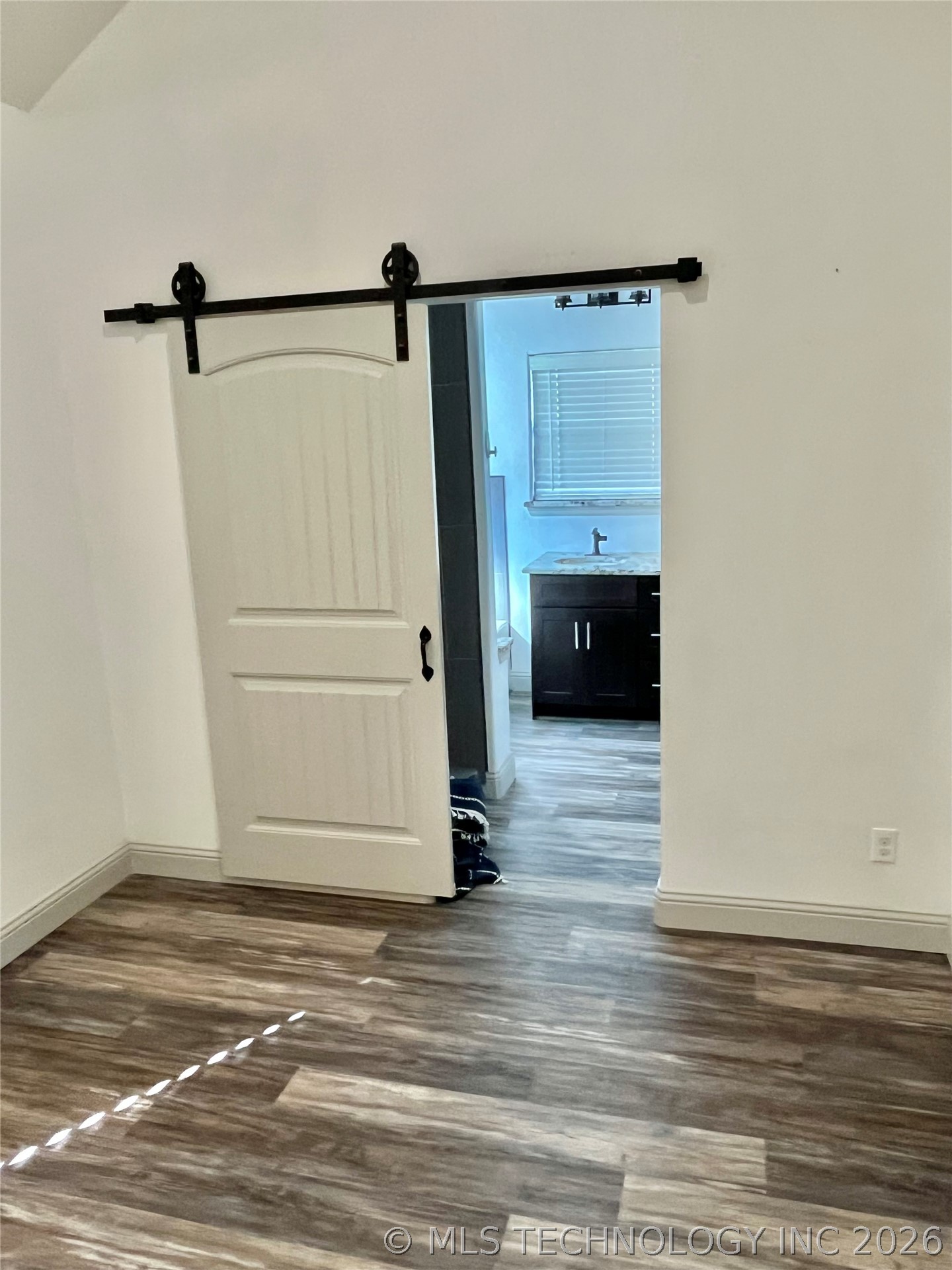 209 9 Avenue Property Photo 17