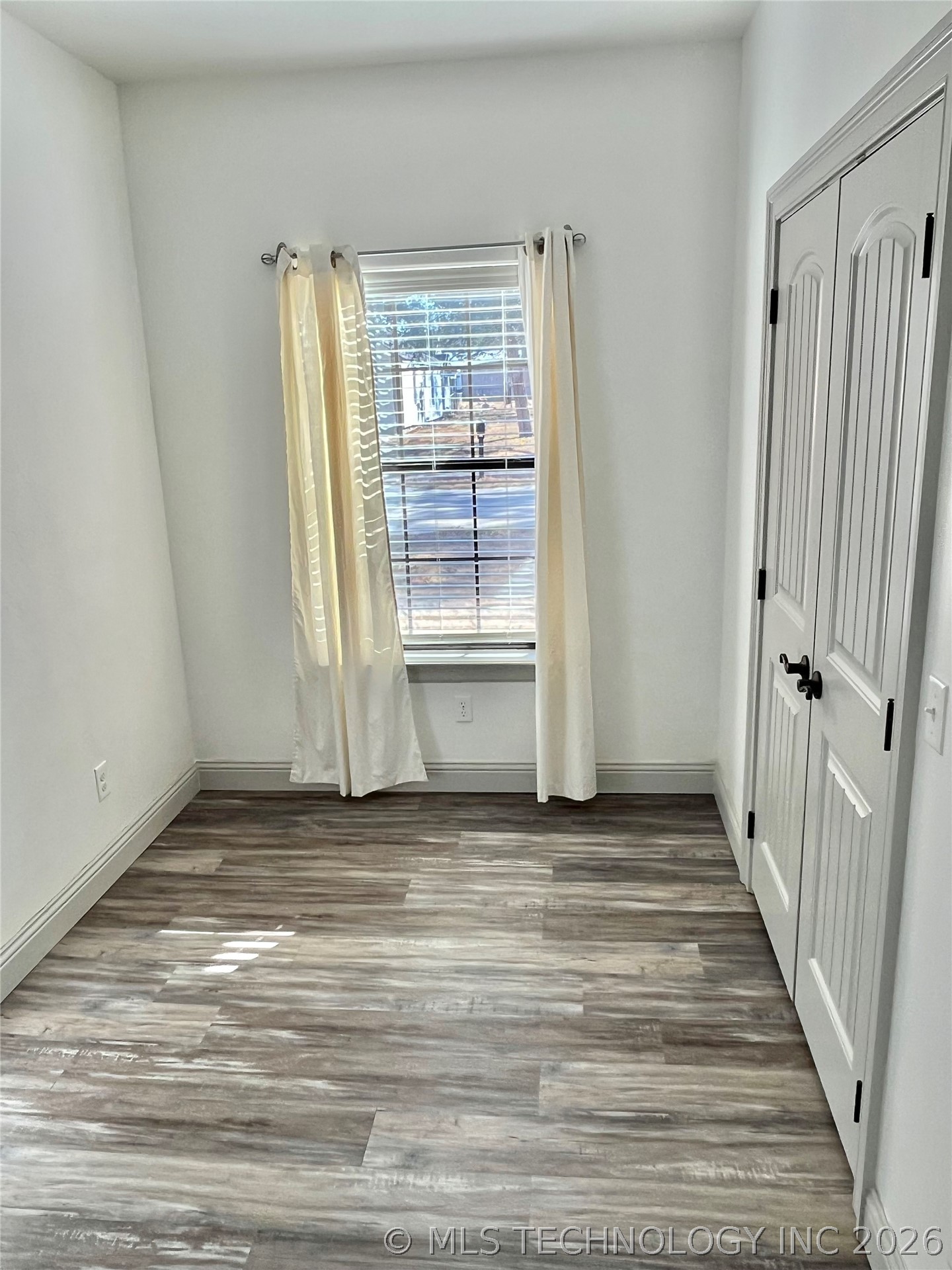 209 9 Avenue Property Photo 19