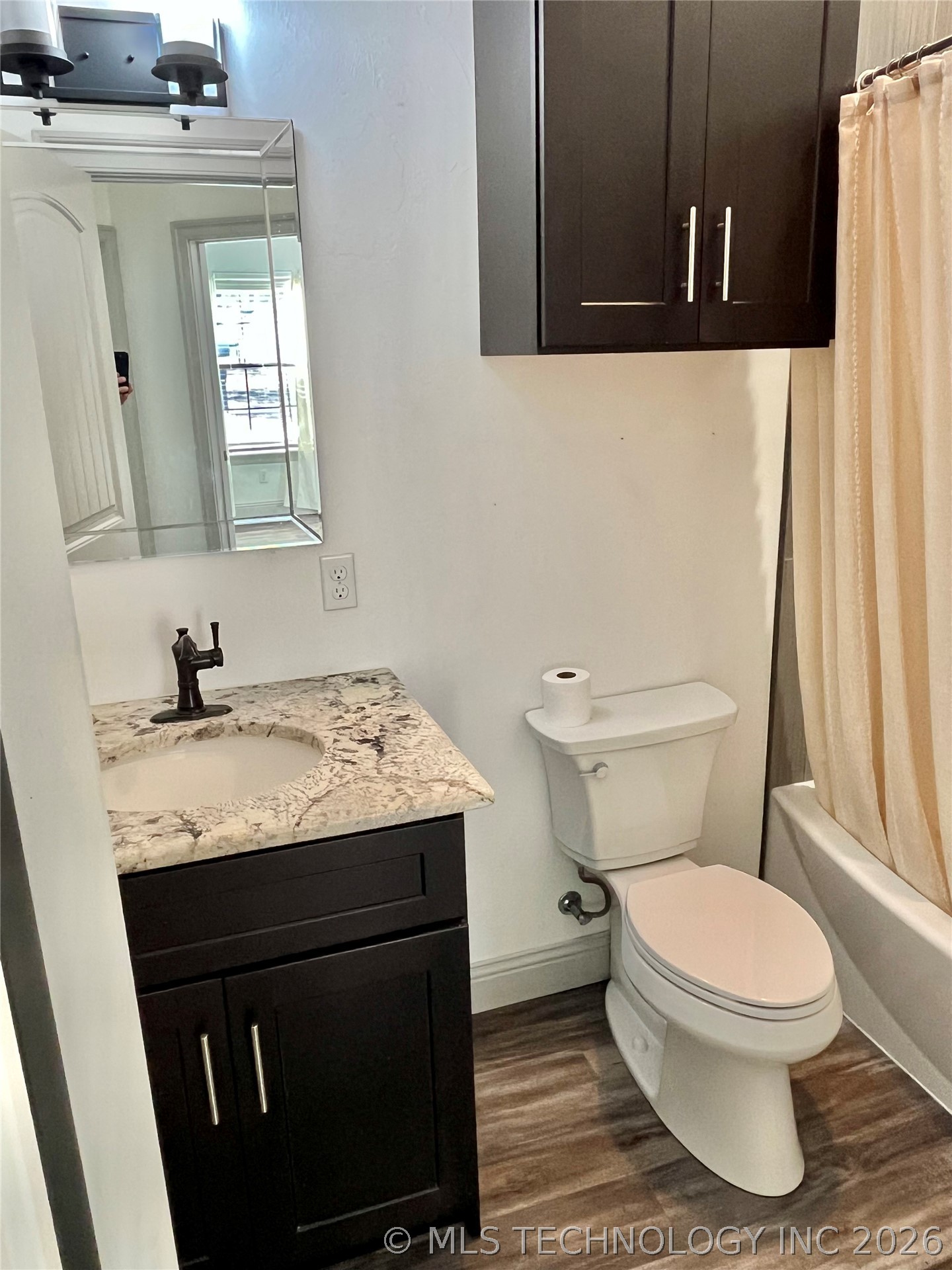 209 9 Avenue Property Photo 20