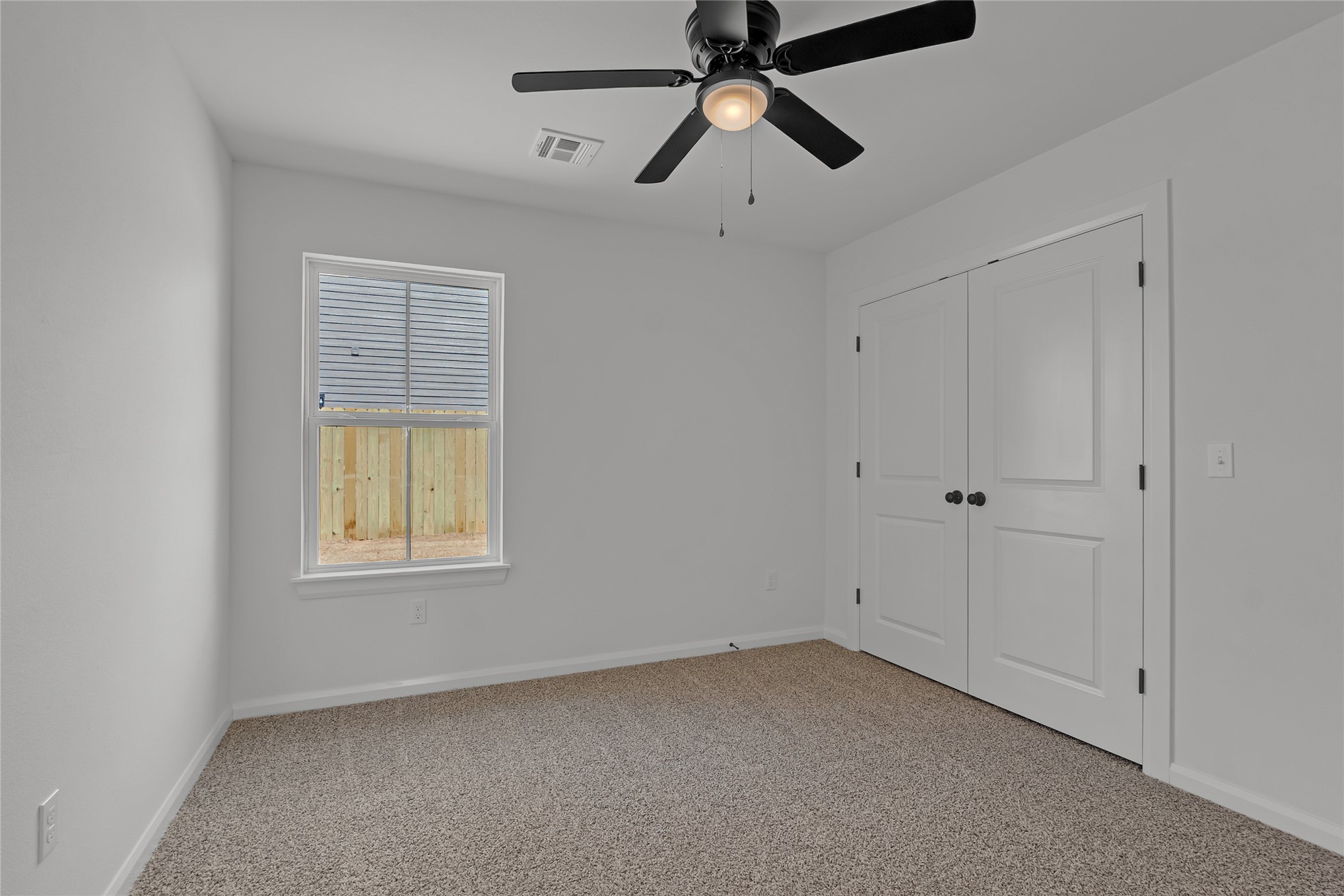 1047 E Young Street Property Photo 30