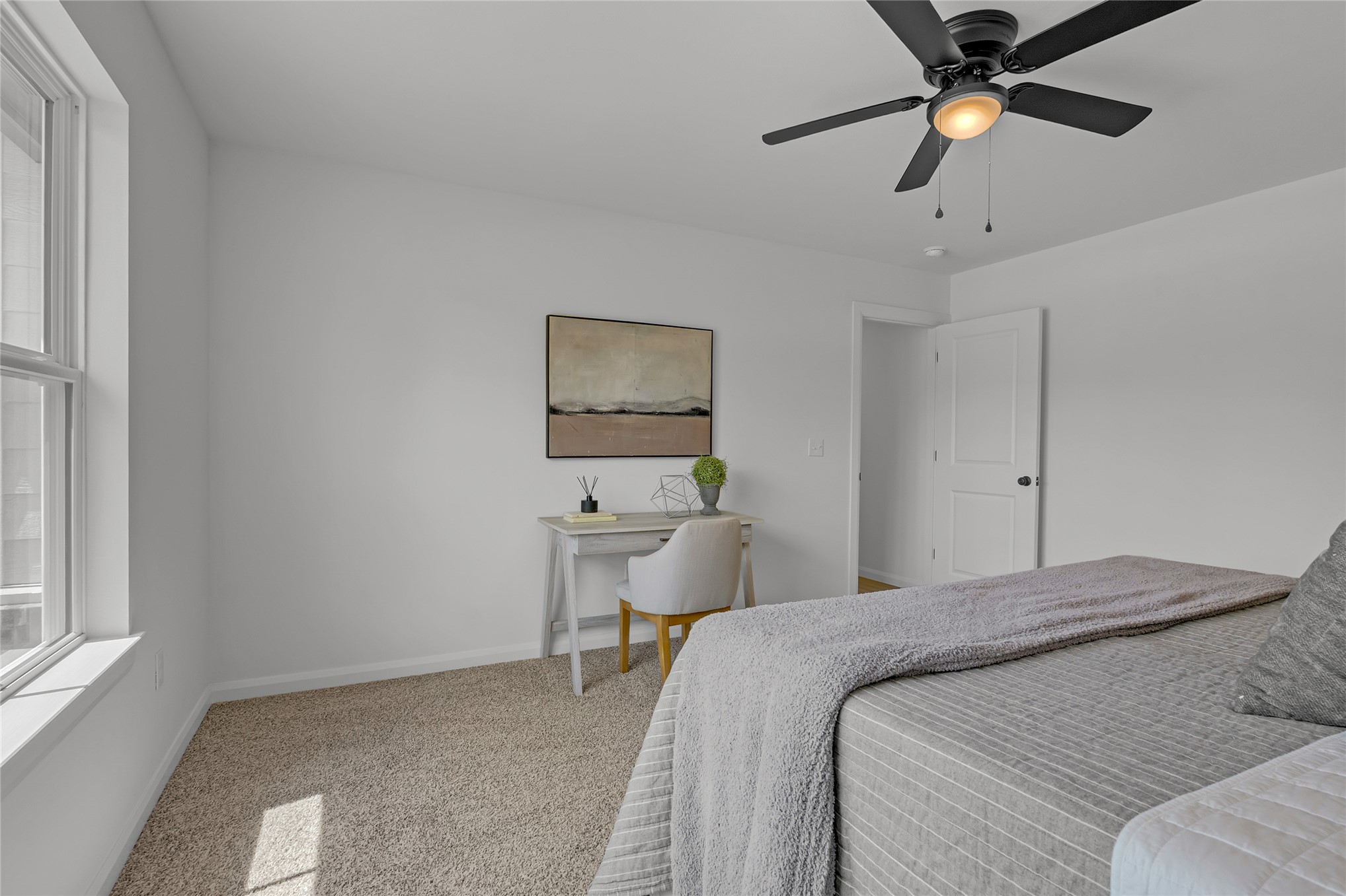 1047 E Young Street Property Photo 33