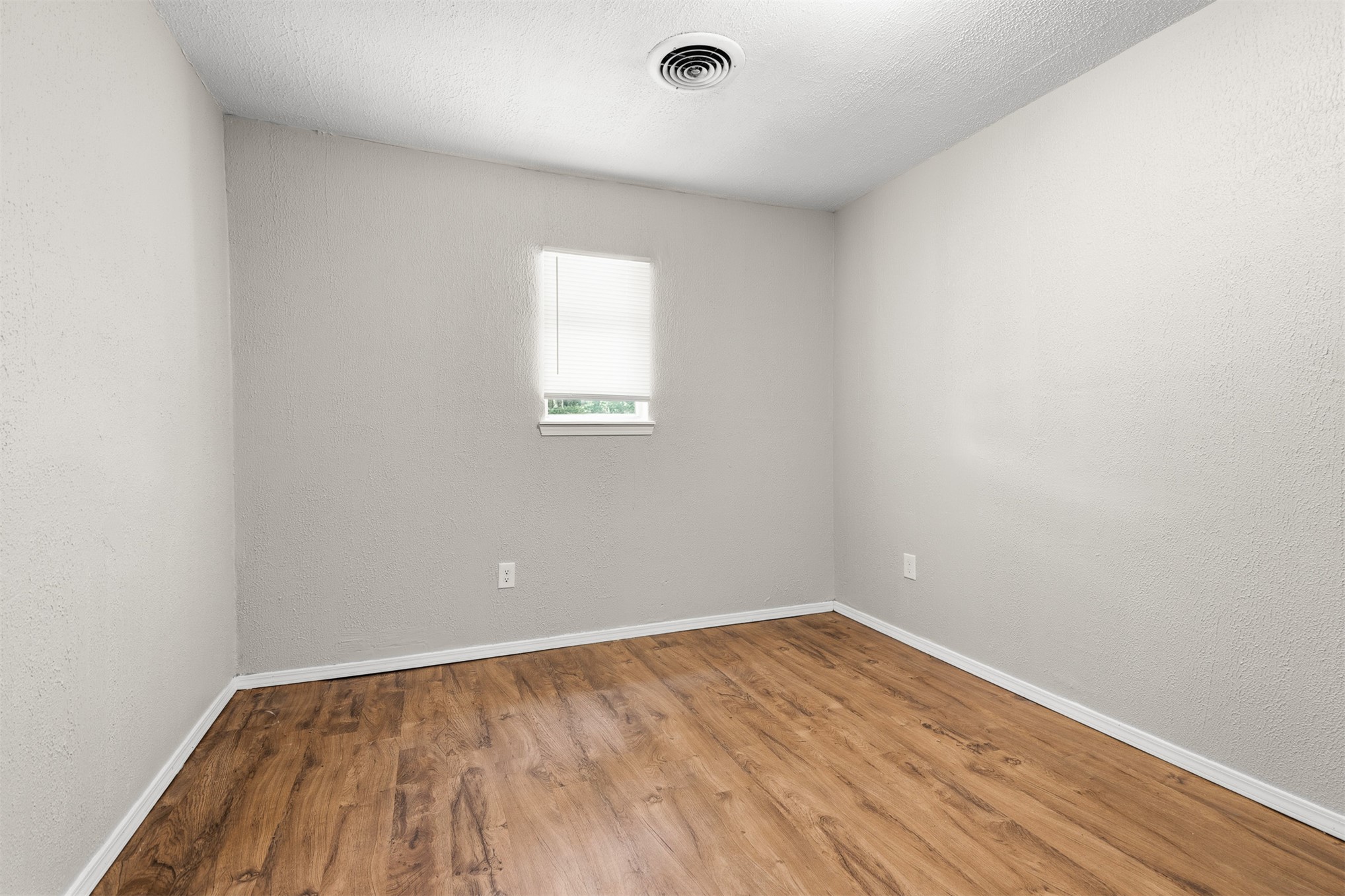 1408 Holt Property Photo 15