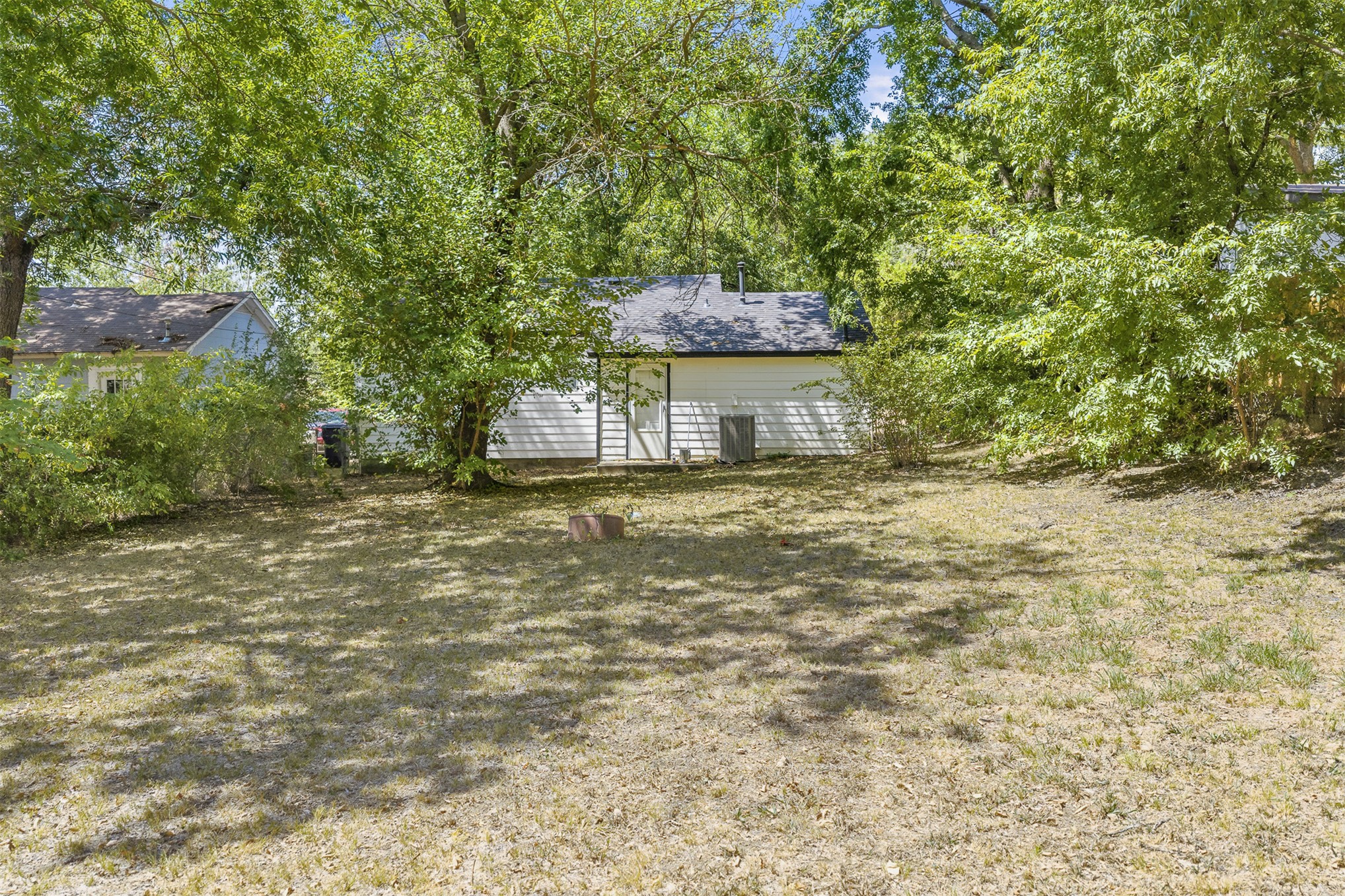 1408 Holt Property Photo 18
