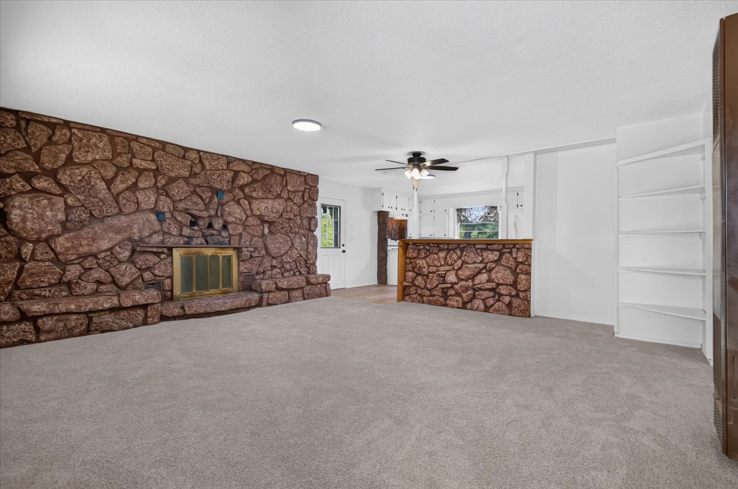 120 Ottawa Avenue Property Photo 5