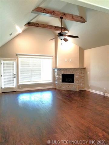 12809 S Oxford Avenue E Property Photo 3