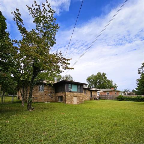5125 S Atlanta Place Property Photo 14