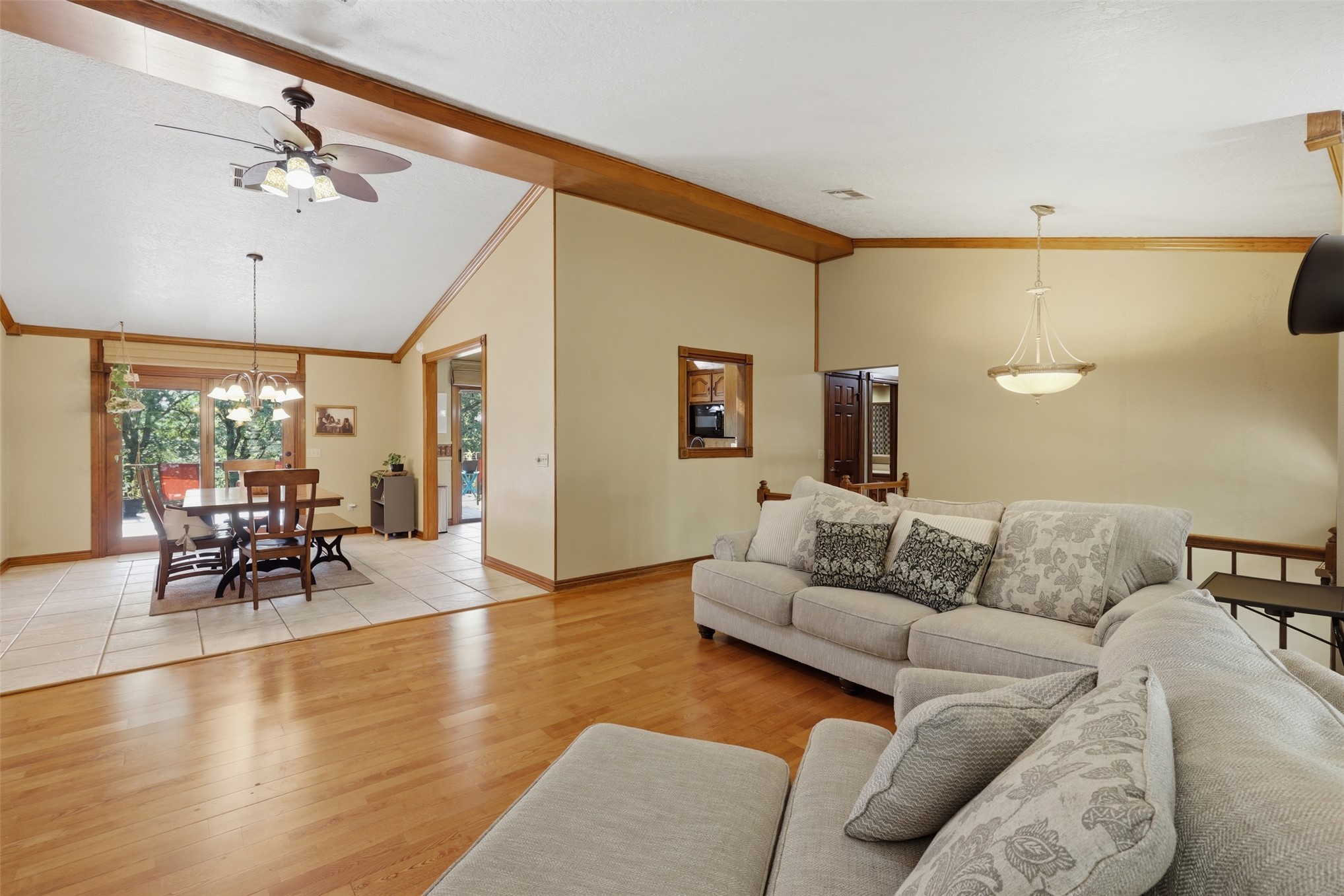 870776 S Hickory E Property Photo 14