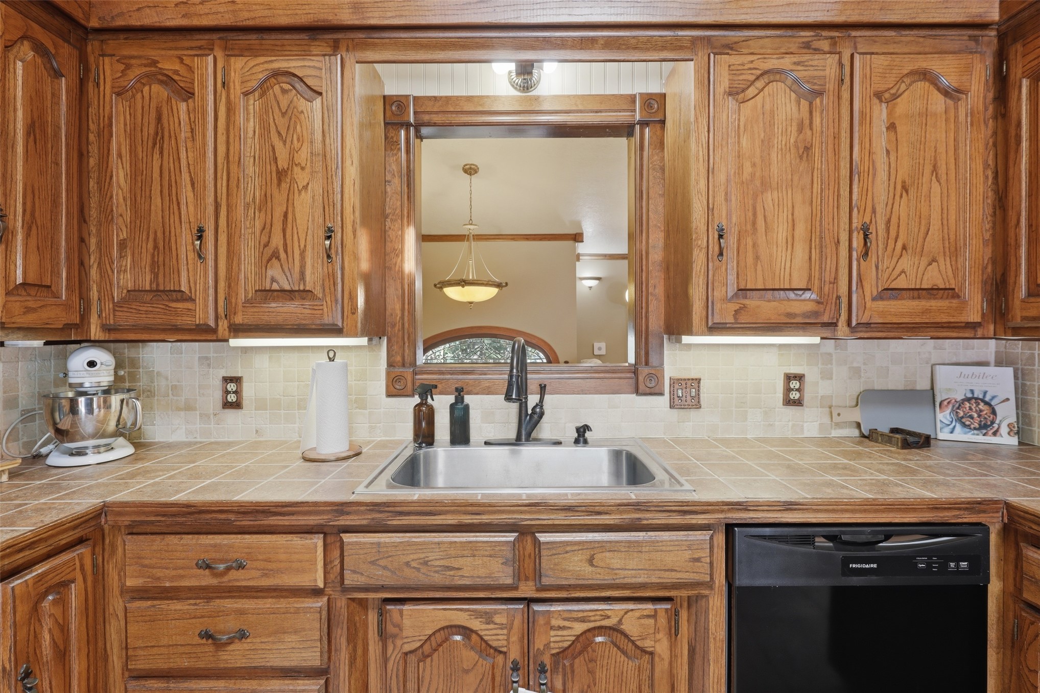 870776 S Hickory E Property Photo 21