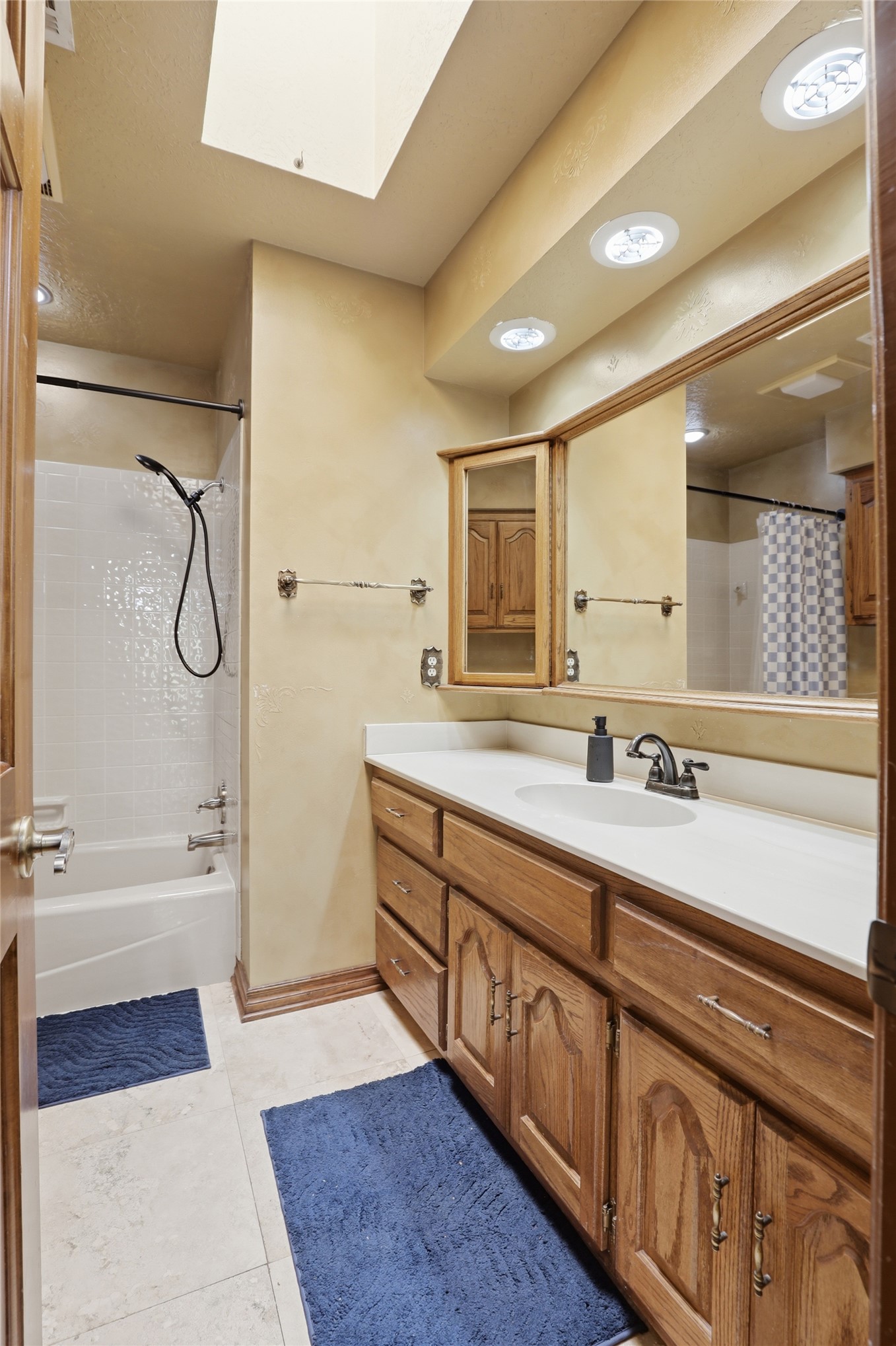 870776 S Hickory E Property Photo 31