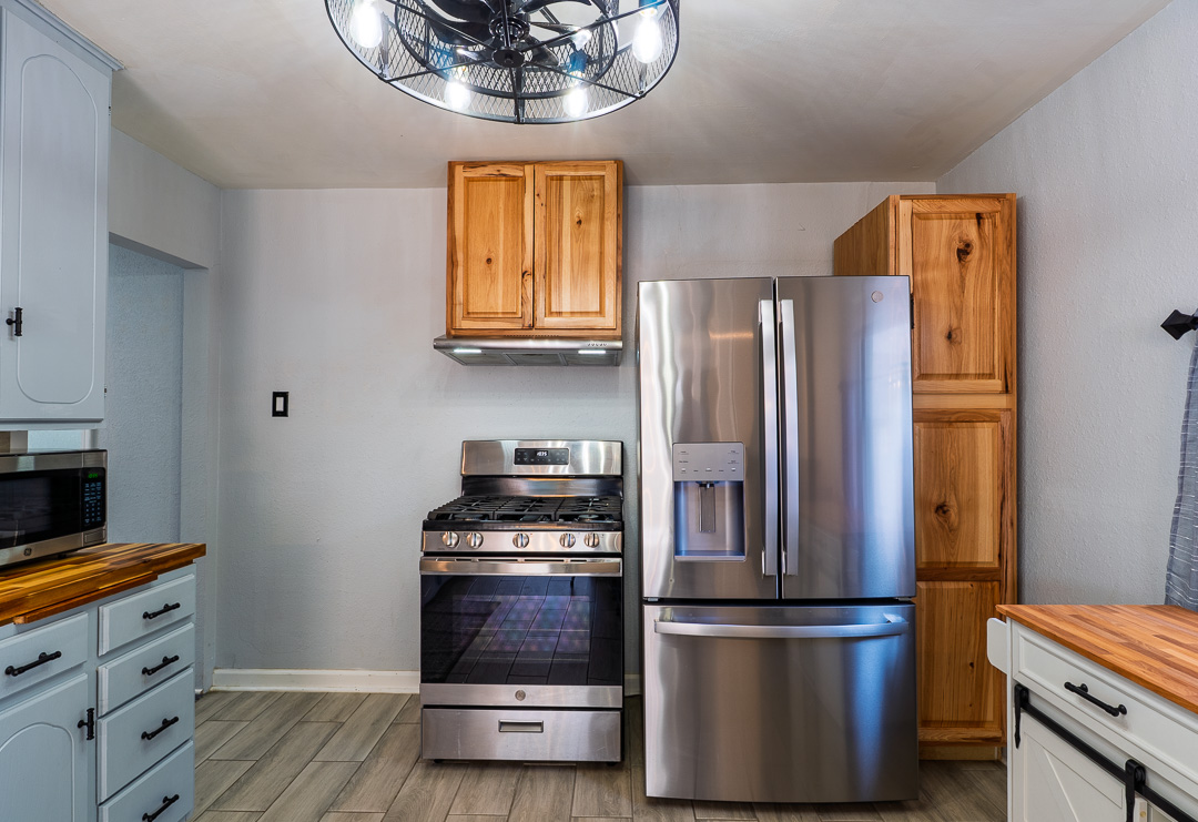 1406 Healdton Property Photo 4