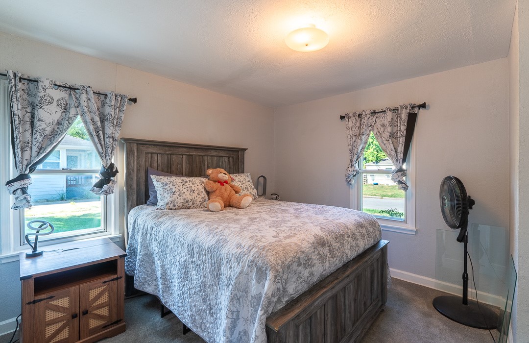 1406 Healdton Property Photo 13