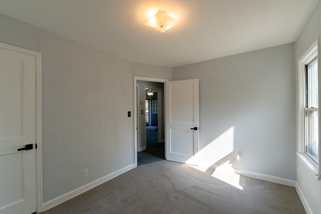 1406 Healdton Property Photo 16