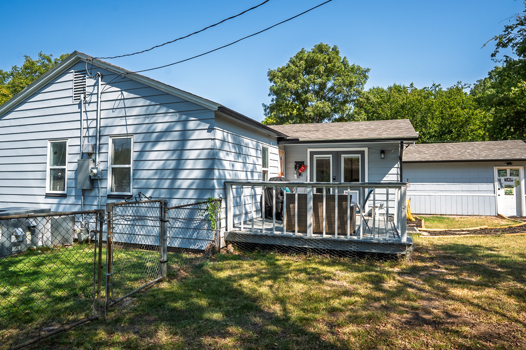 1406 Healdton Property Photo 31