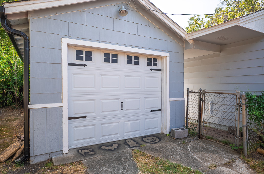 1406 Healdton Property Photo 32