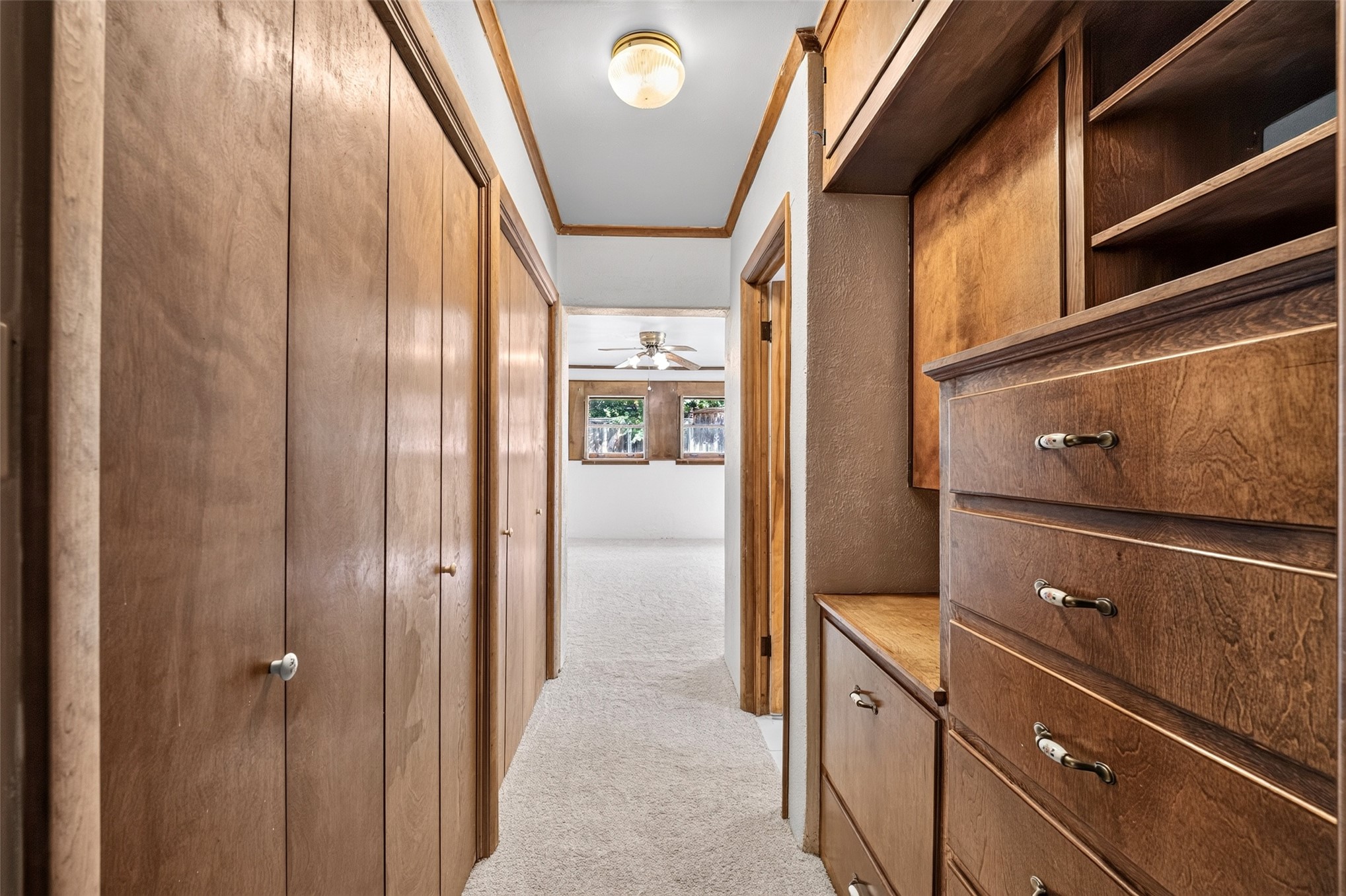 1910 Hillcrest Drive Property Photo 38
