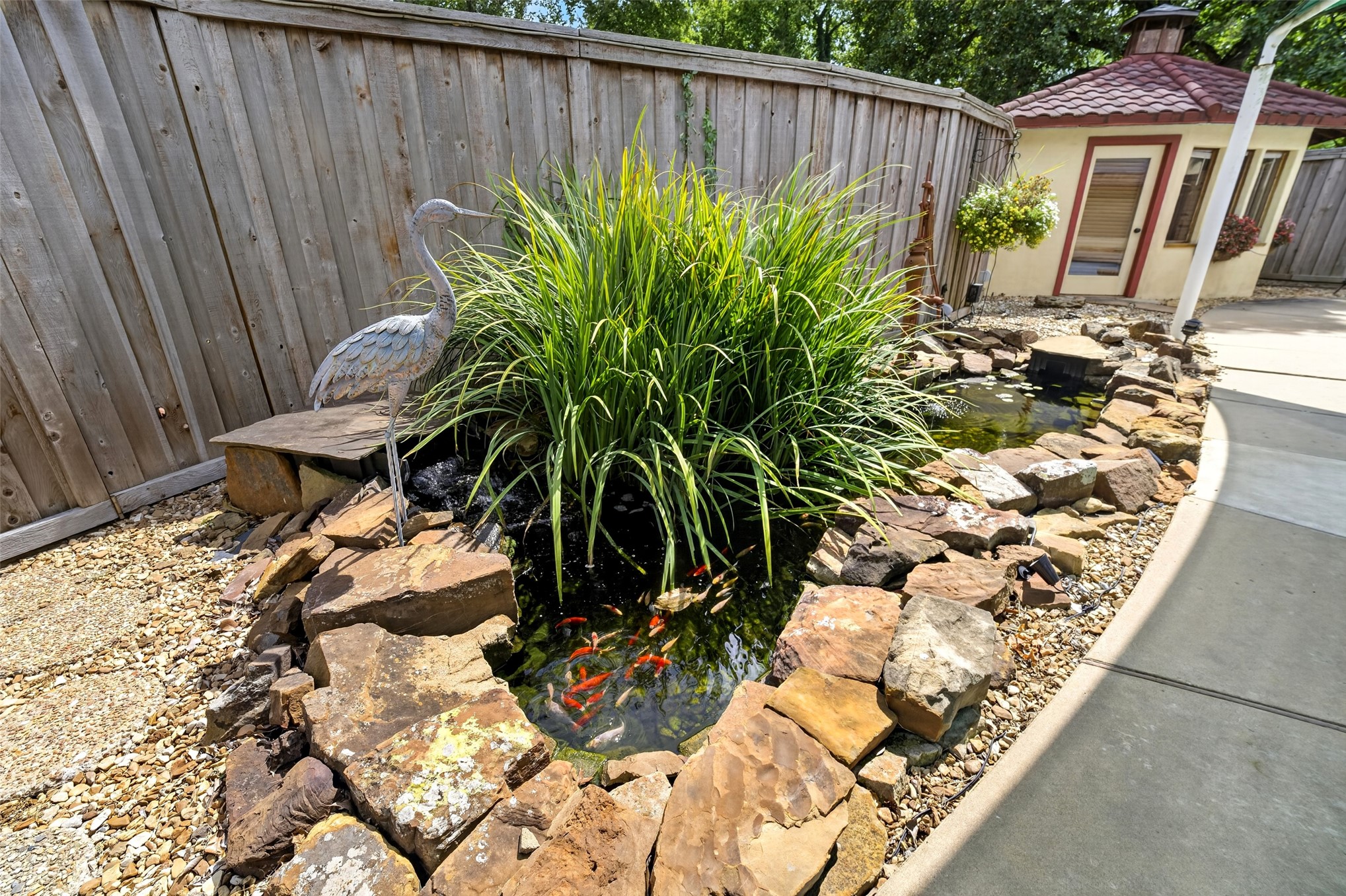 1910 Hillcrest Drive Property Photo 47