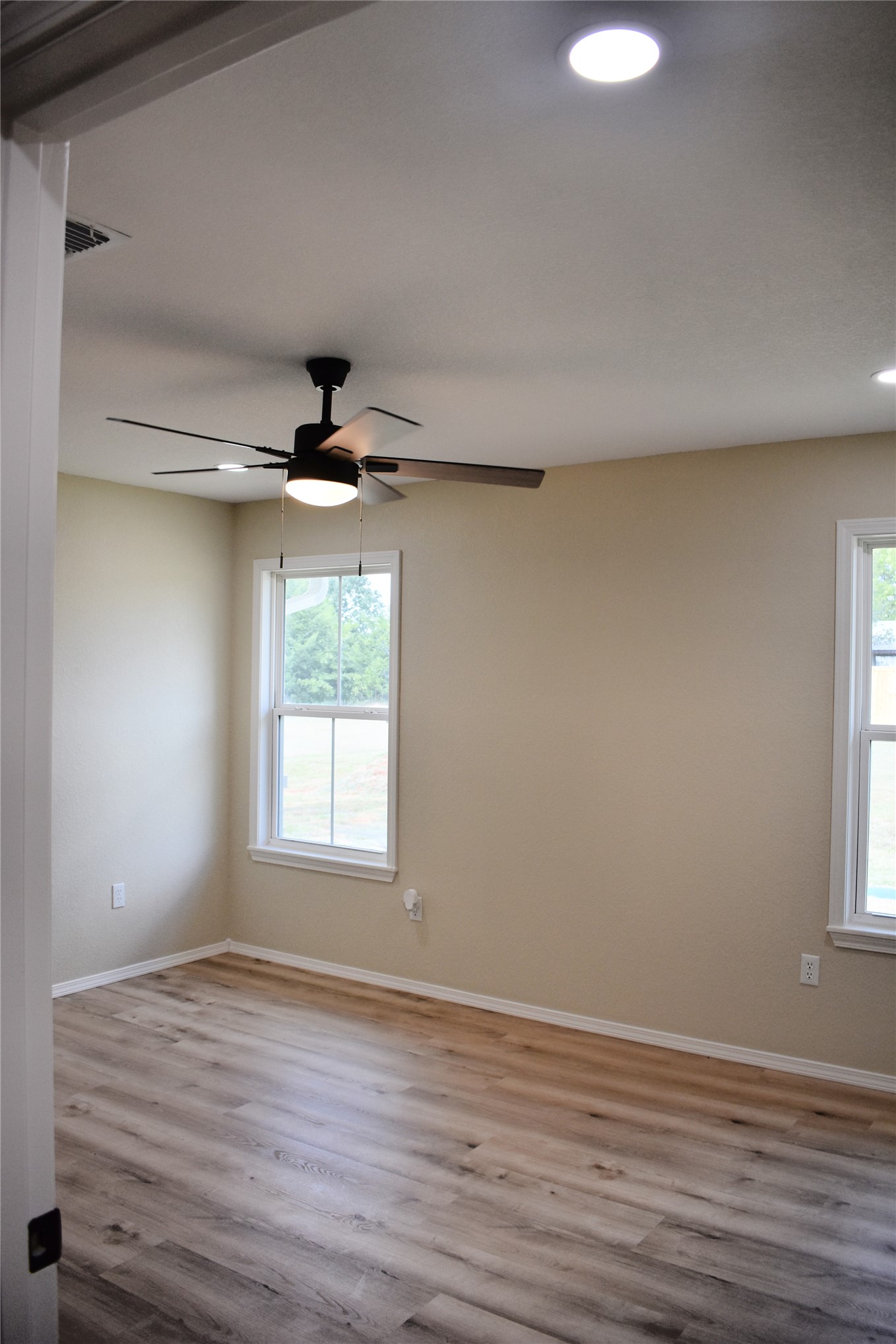 2915 E 2090 Road Property Photo 21