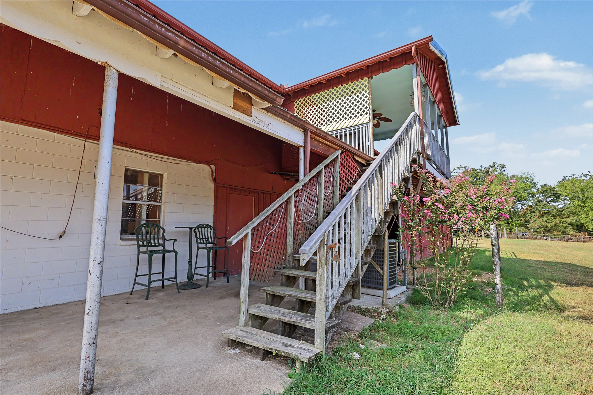 328 Bailey Boulevard Property Photo 4