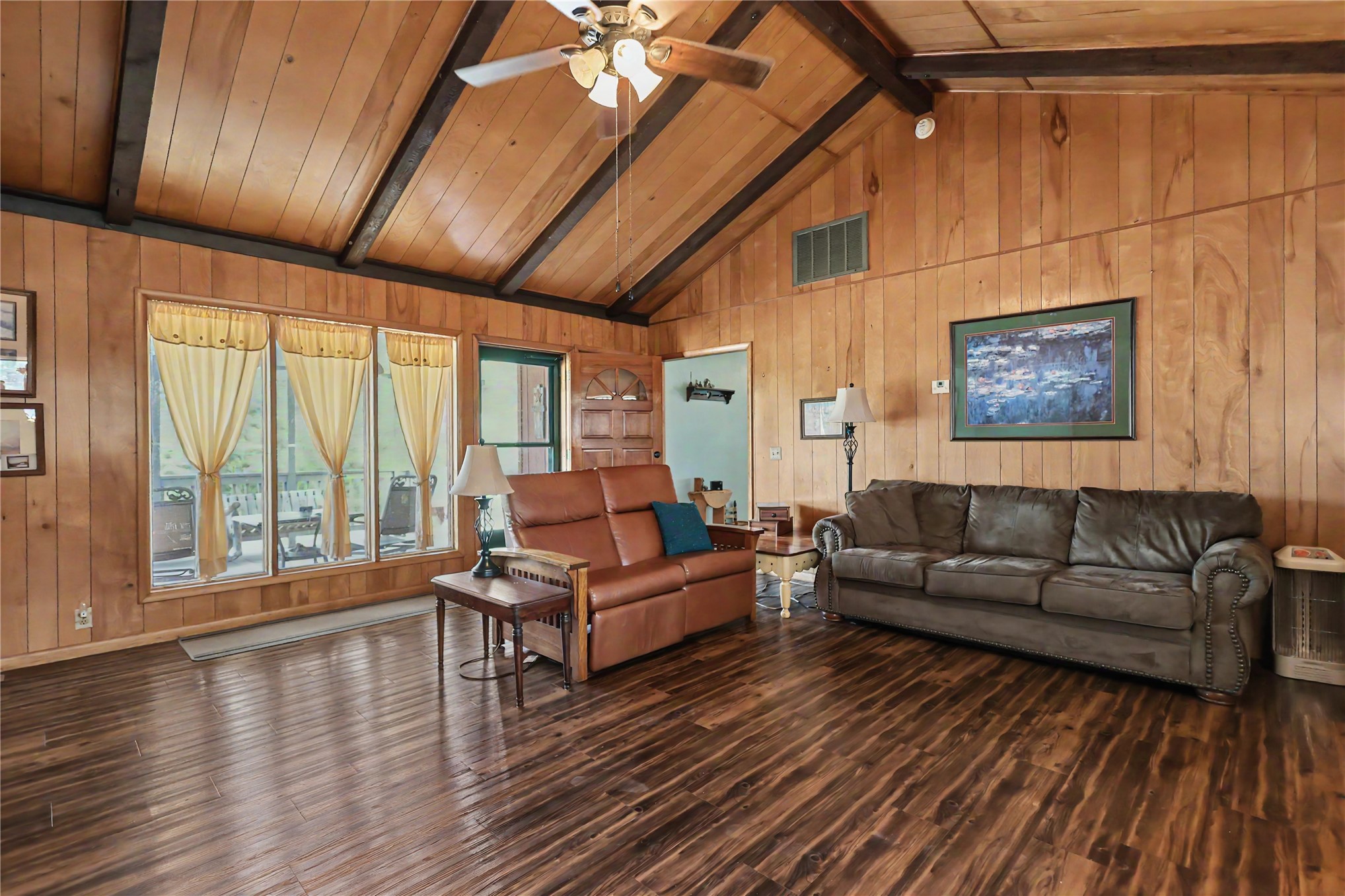 328 Bailey Boulevard Property Photo 10