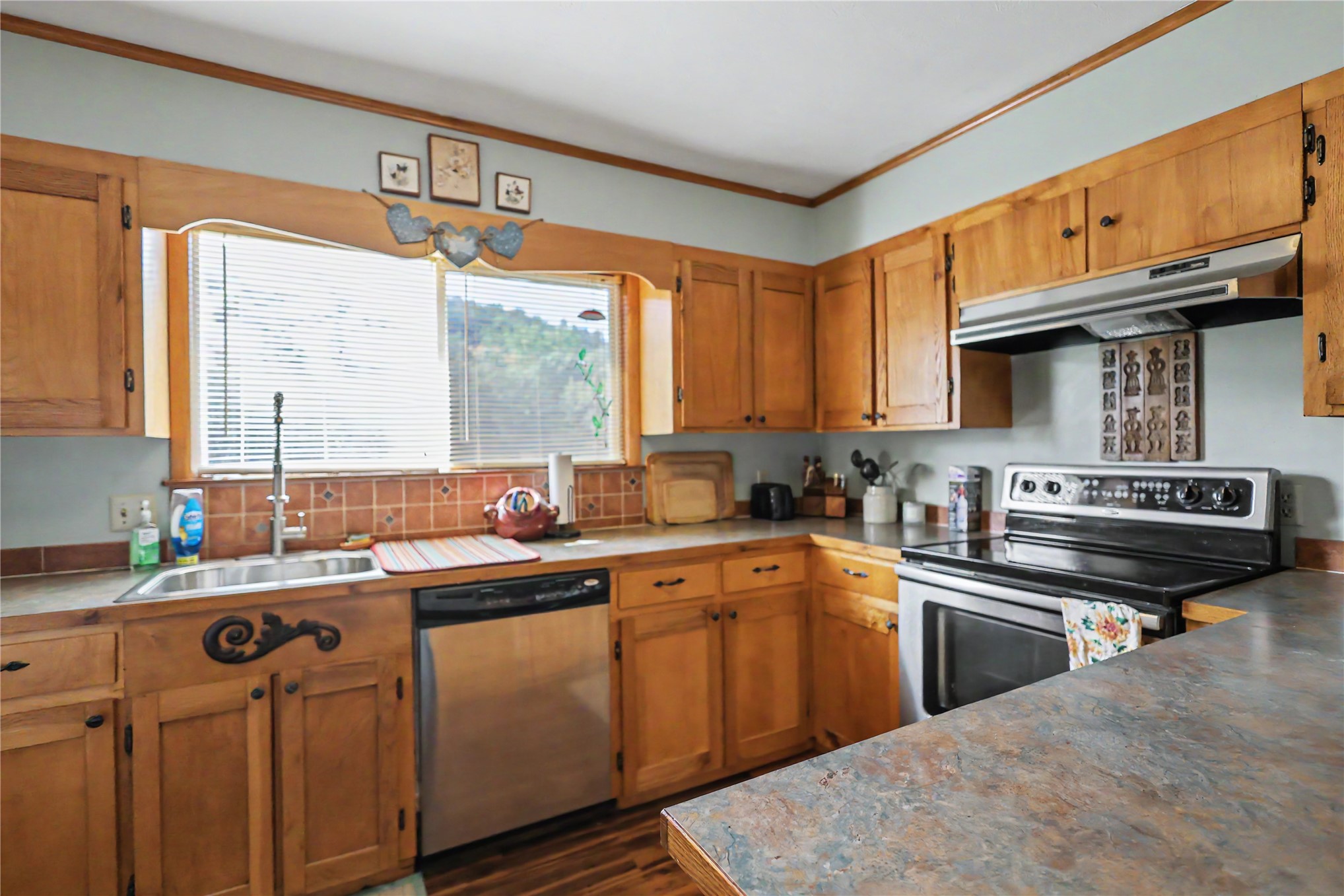 328 Bailey Boulevard Property Photo 14