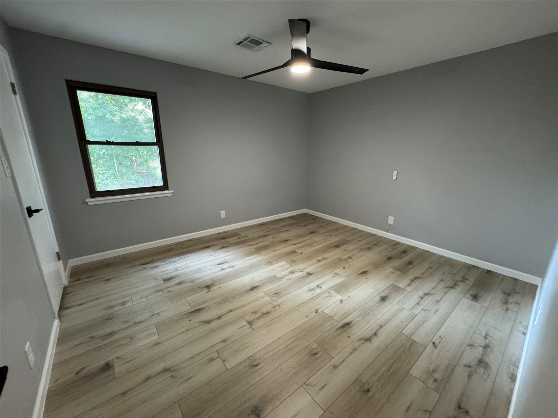 8106 S Pittsburg Avenue Property Photo 11
