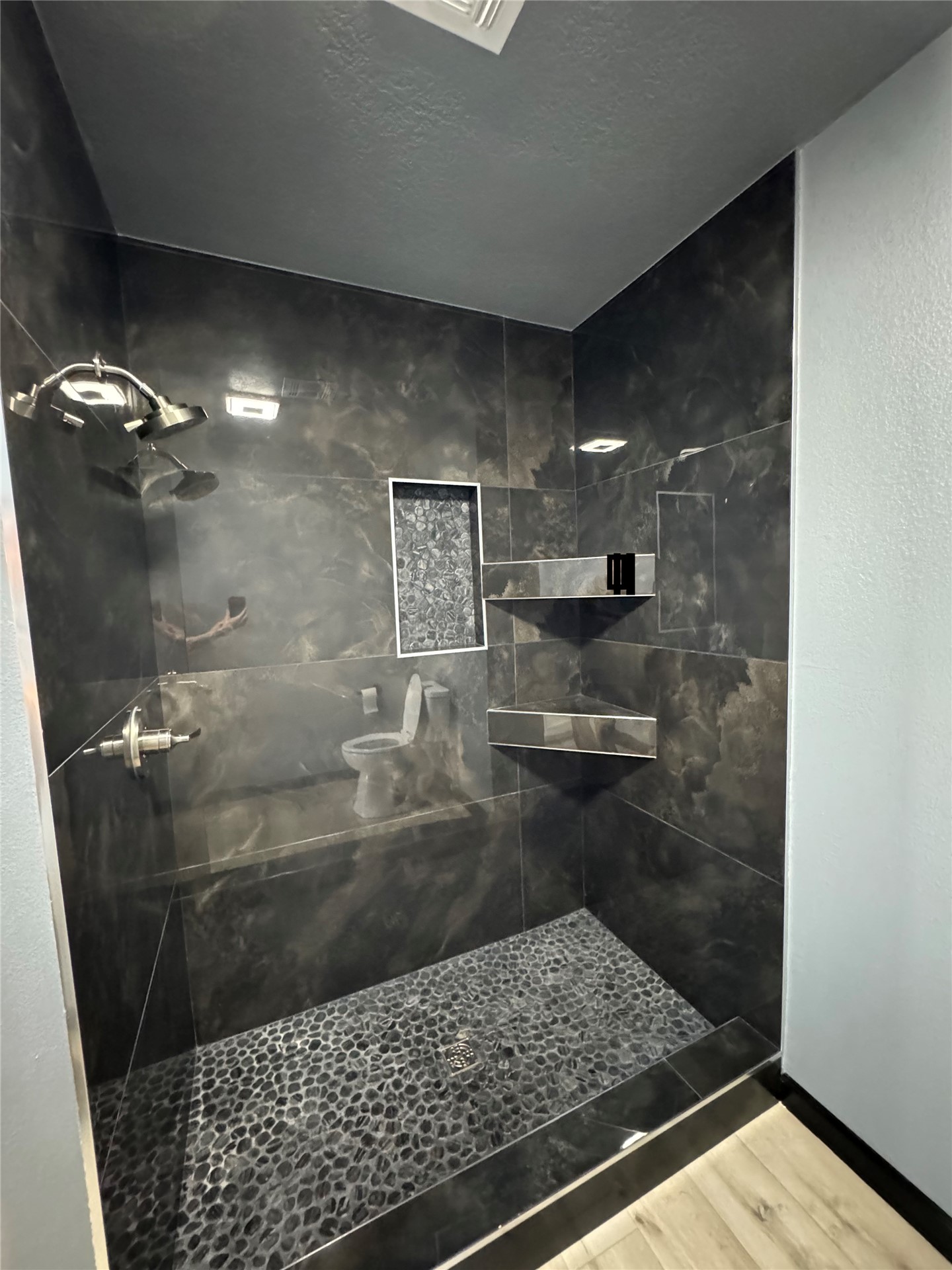 8106 S Pittsburg Avenue Property Photo 18