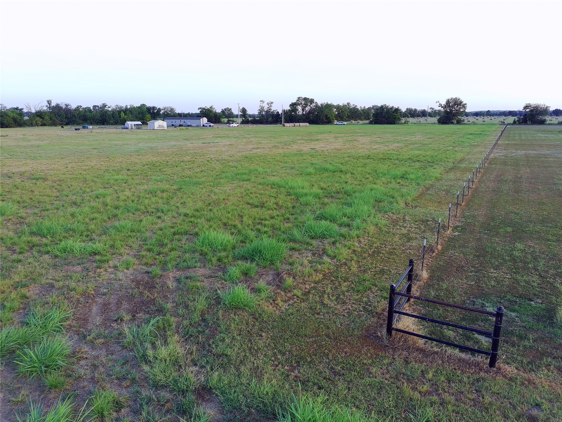 E 610 Road Property Photo 10