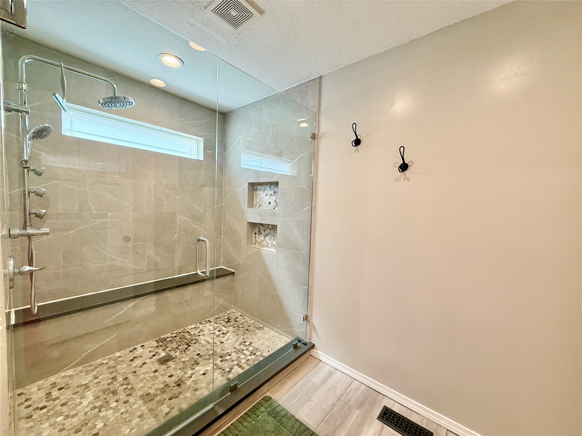 9520 Maplewood Avenue Property Photo 29
