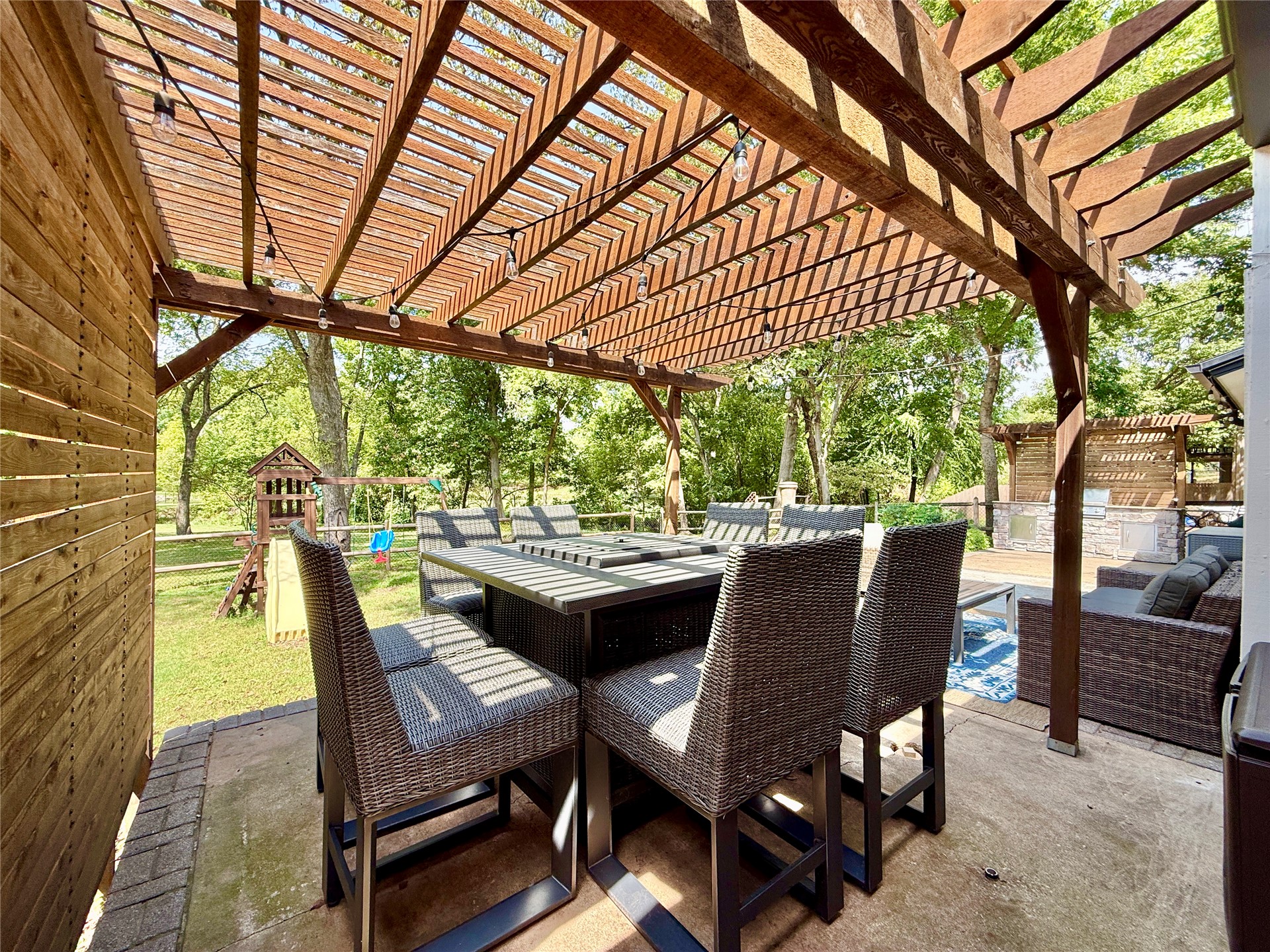 9520 Maplewood Avenue Property Photo 52