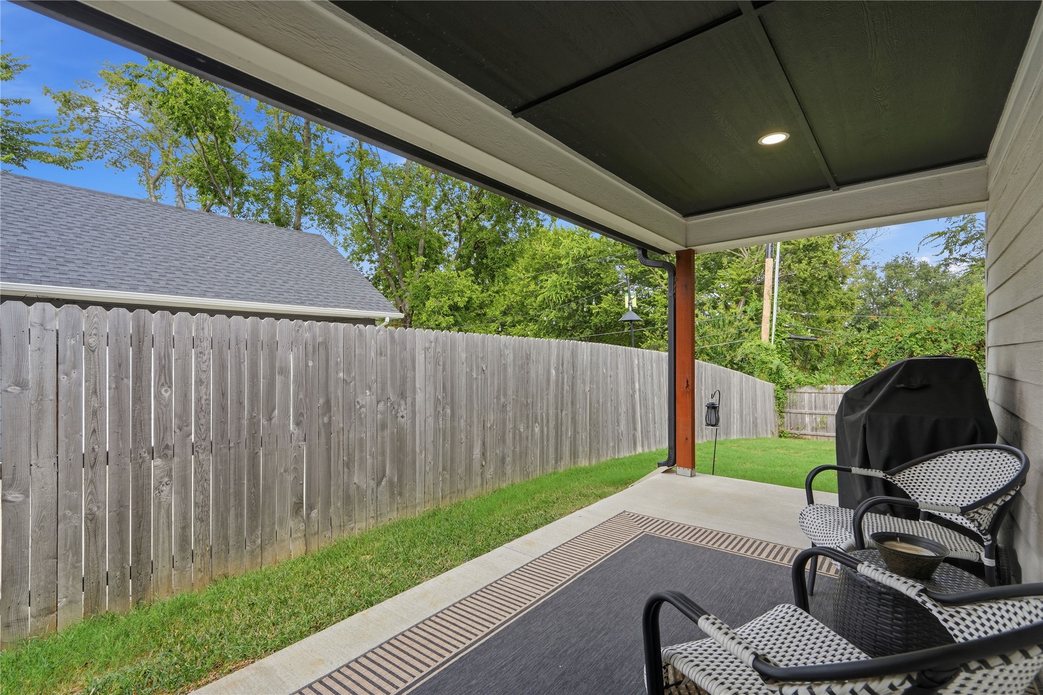 1209 N Boston Avenue Property Photo 32