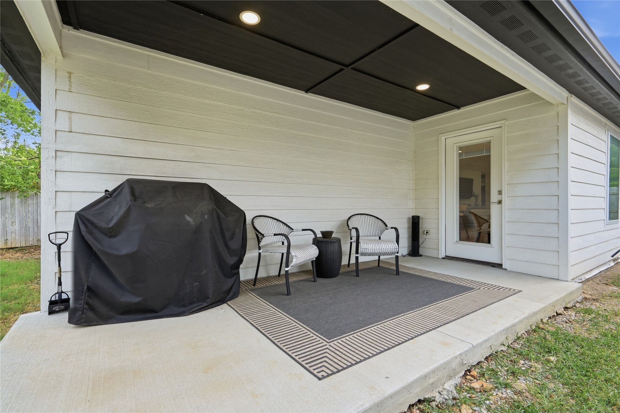1209 N Boston Avenue Property Photo 33