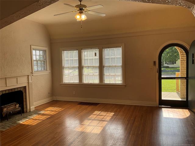 1208 S Jamestown Avenue E Property Photo 5