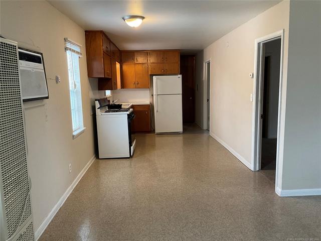 1208 S Jamestown Avenue E Property Photo 24