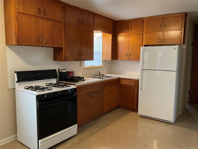 1208 S Jamestown Avenue E Property Photo 25