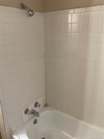 1208 S Jamestown Avenue E Property Photo 28