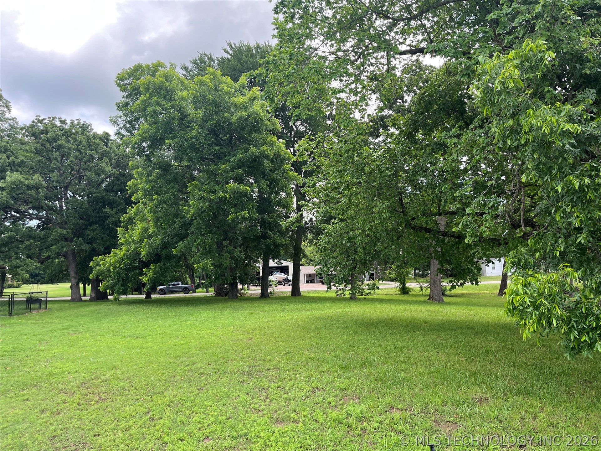 Angler Circle Property Photo 1