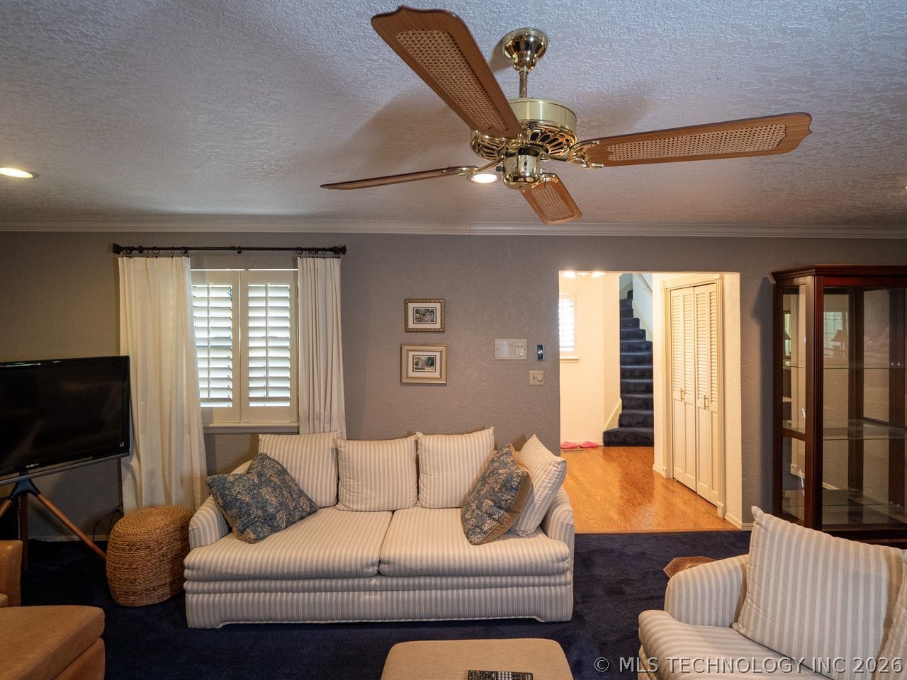 2717 Ridgeway Street Property Photo 5