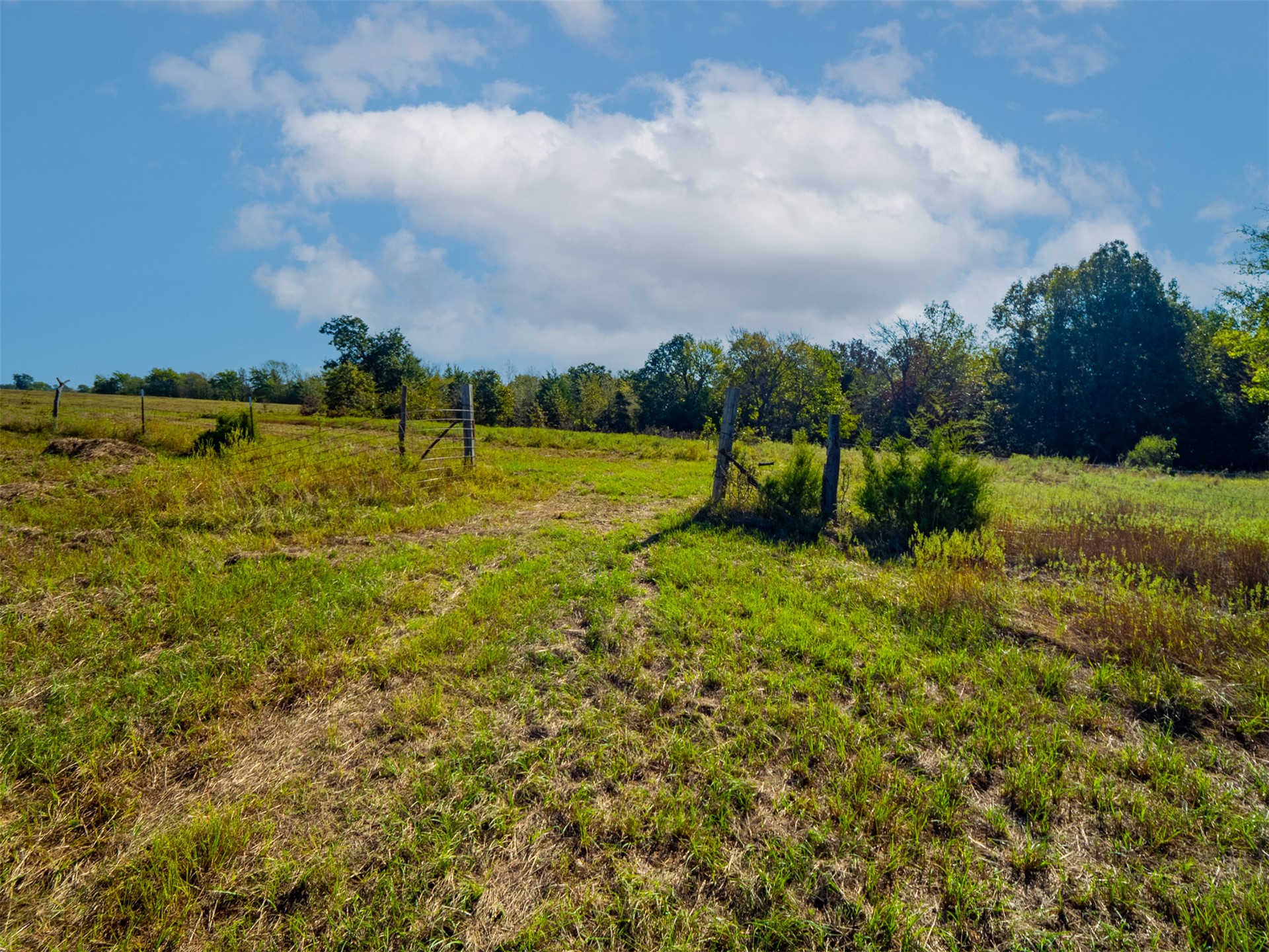 1599 N 4010 Road Property Photo 10