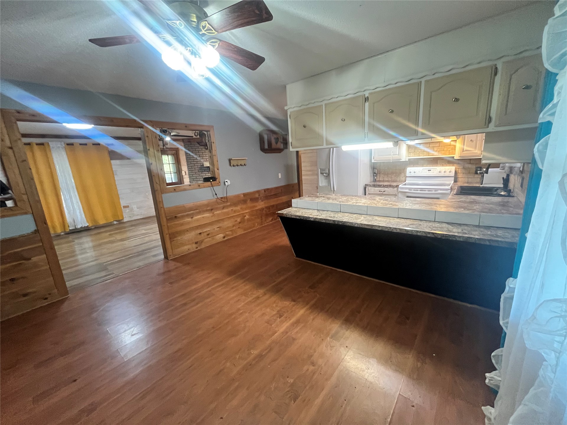 11131 Ew 215th Road Property Photo 10