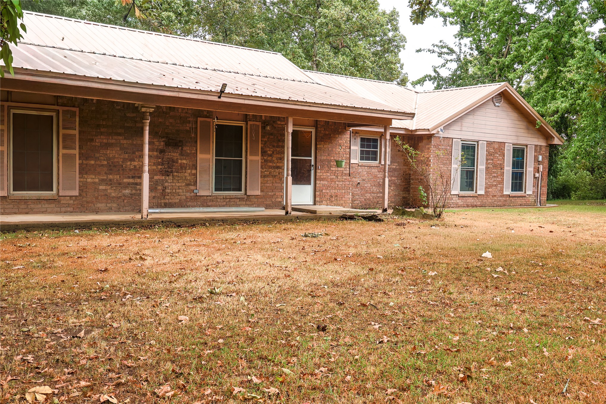 453725 1000 Drive Property Photo 1