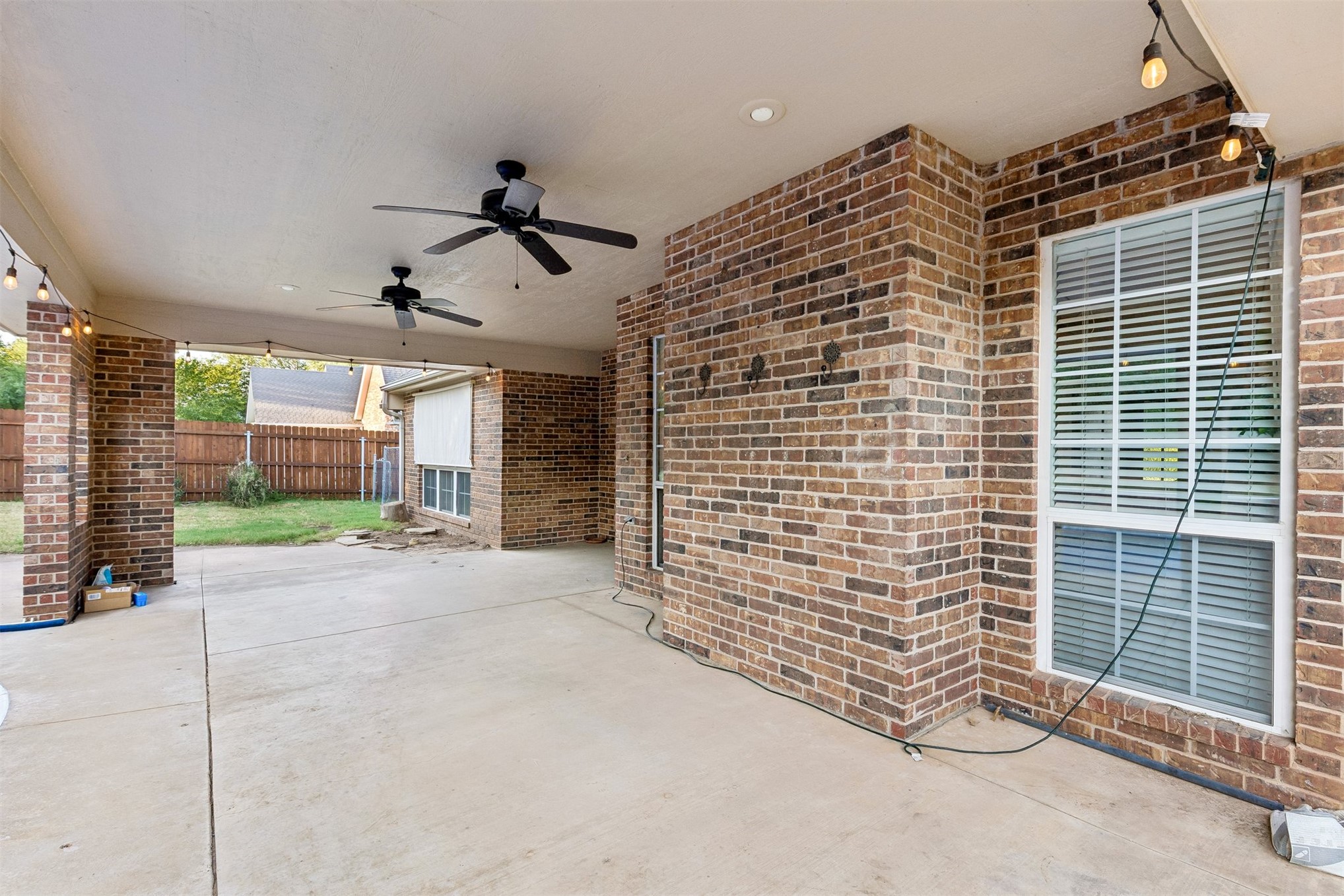 1924 N Brooke Hollow Court Property Photo 45