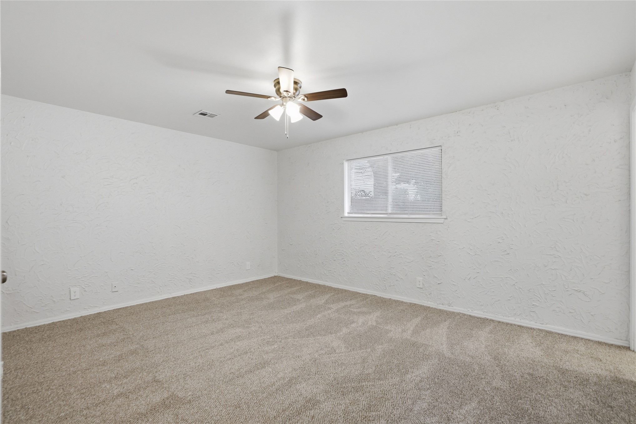 2617 S 90th East Avenue Property Photo 33