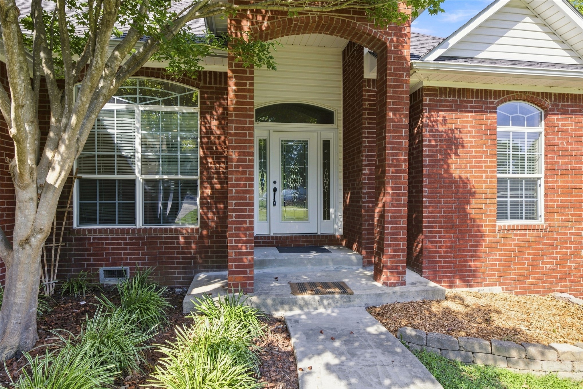 103 Remington Property Photo 3