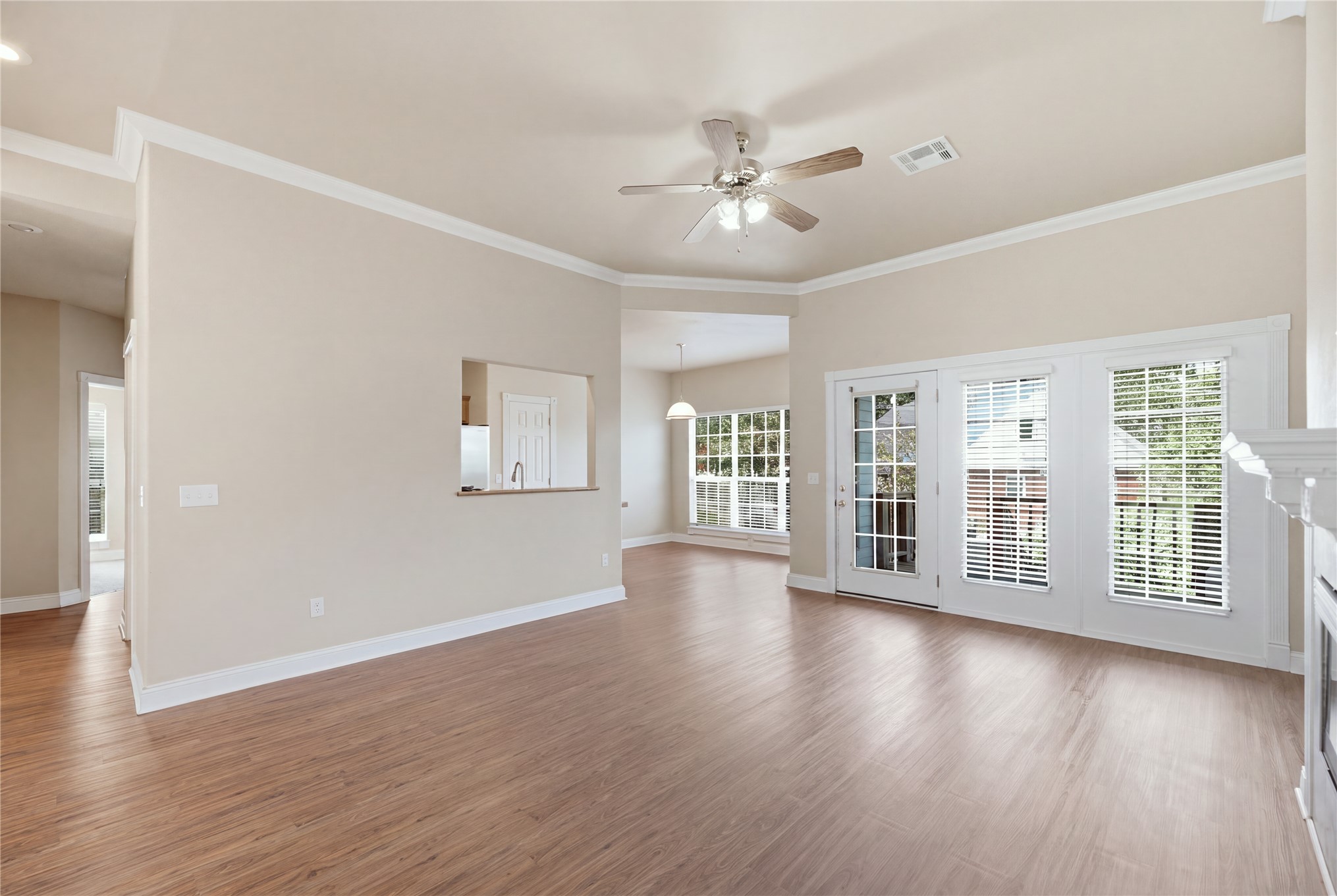 103 Remington Property Photo 8