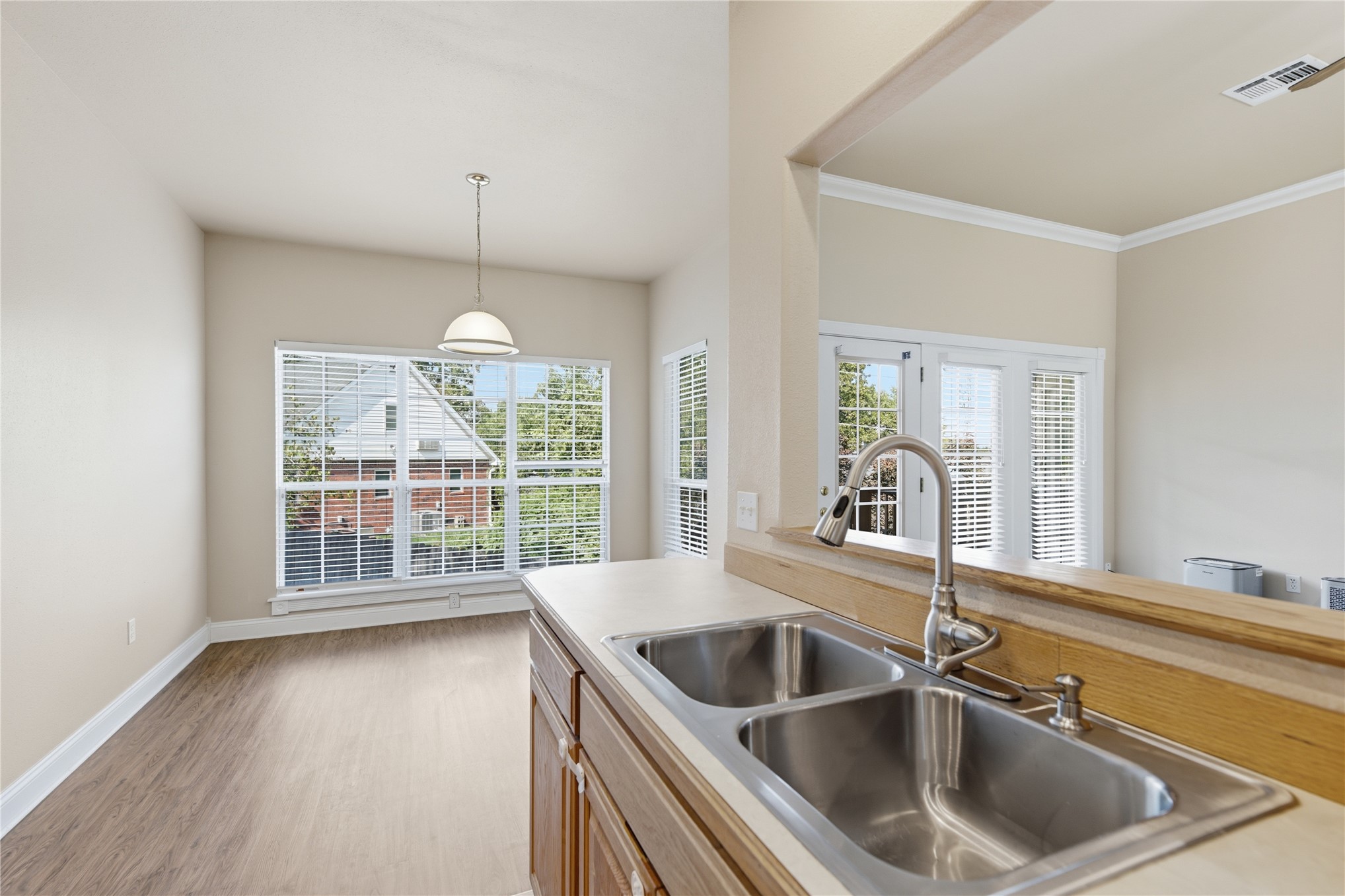 103 Remington Property Photo 15