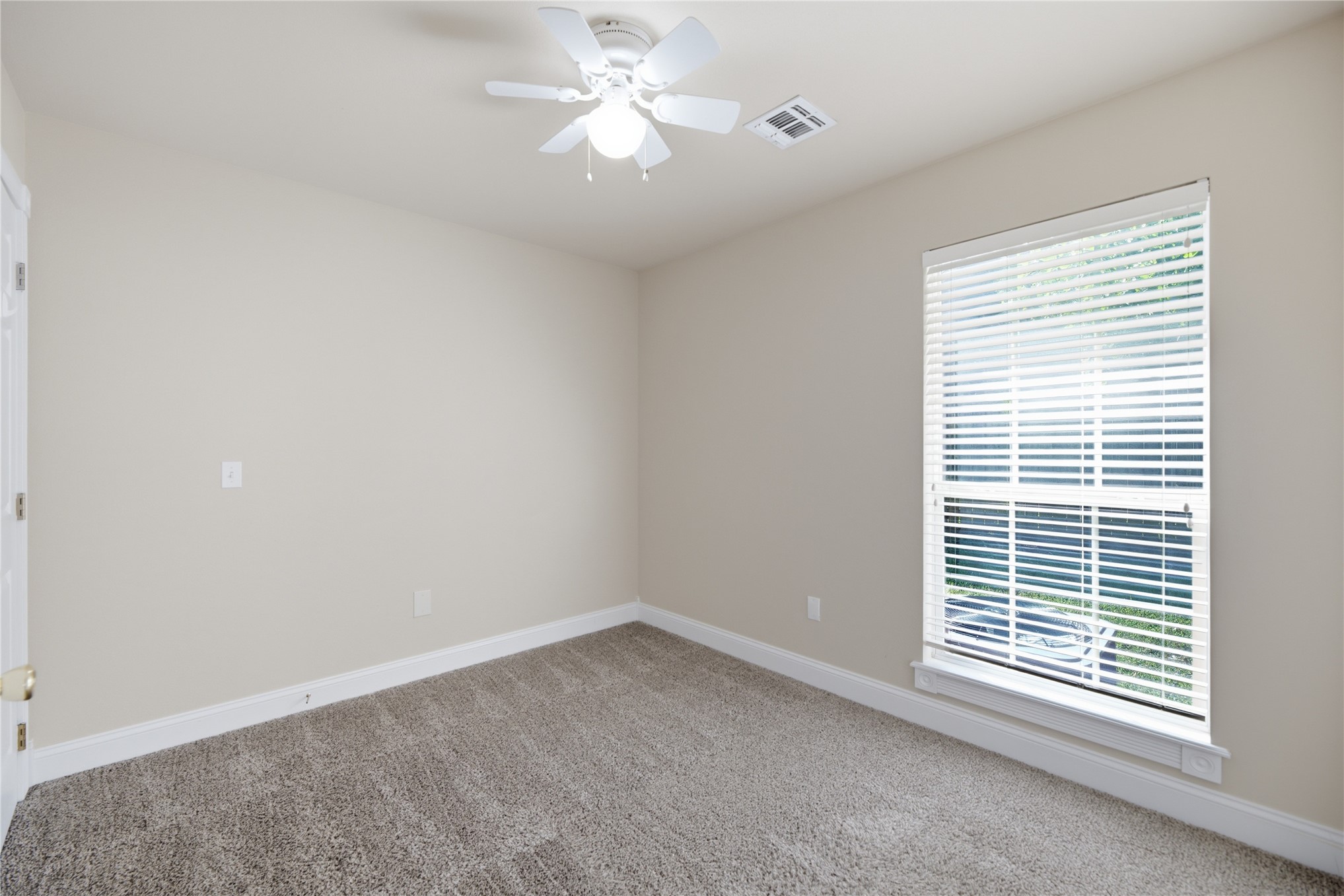 103 Remington Property Photo 24