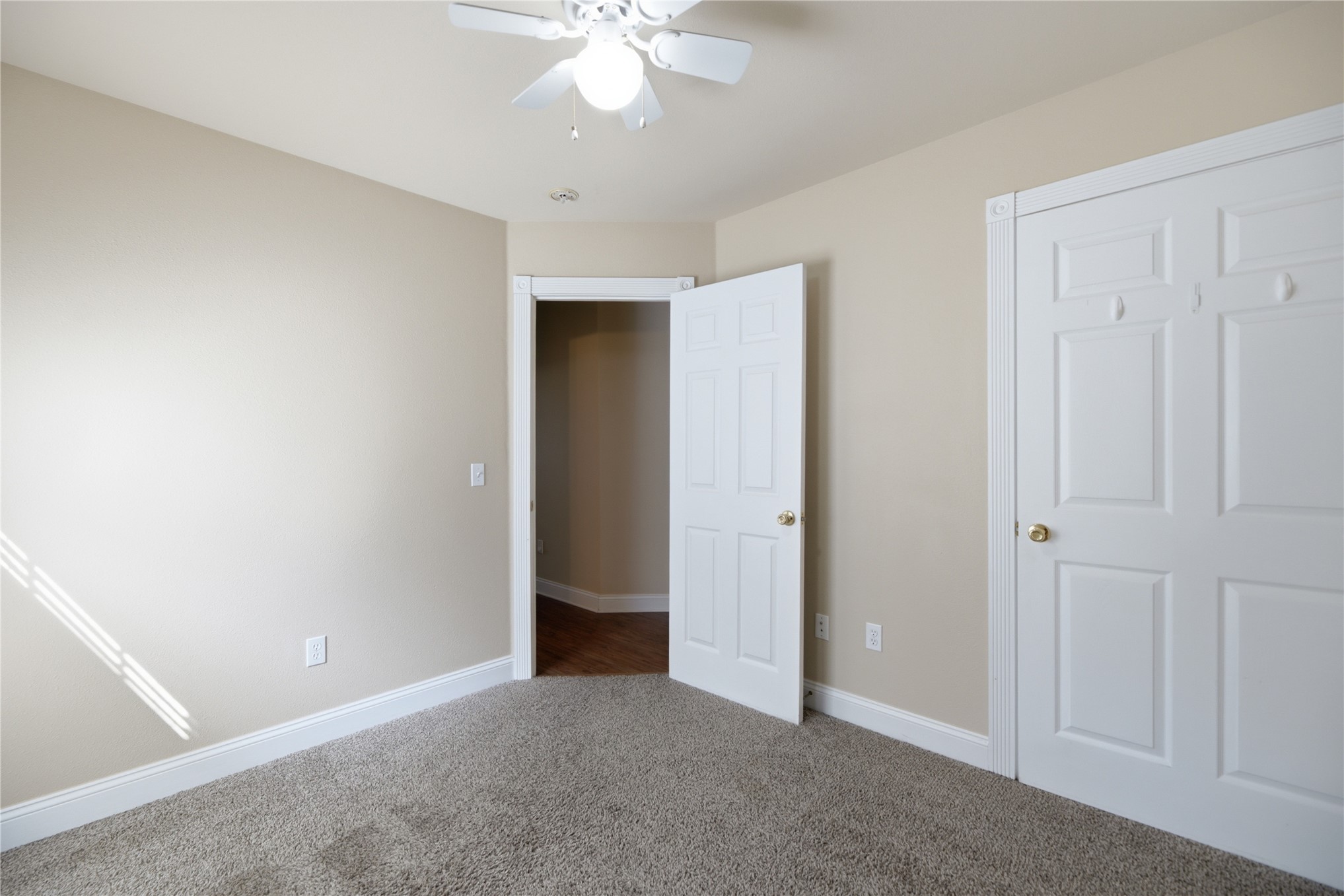 103 Remington Property Photo 25